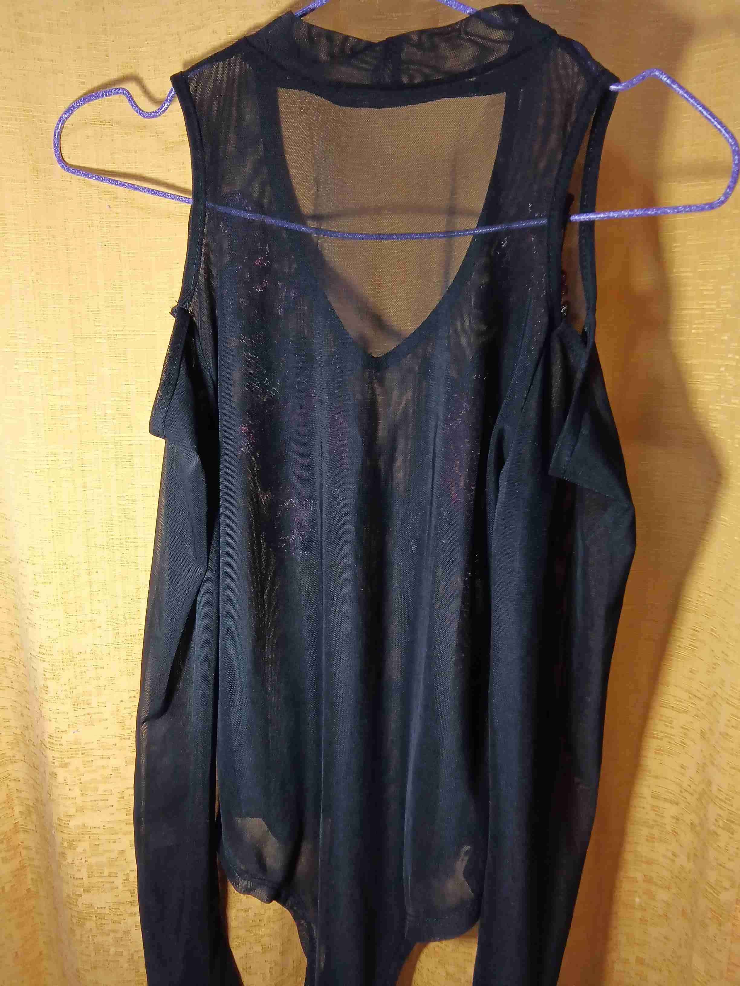 Body negro con bordado floral - miniatura 3