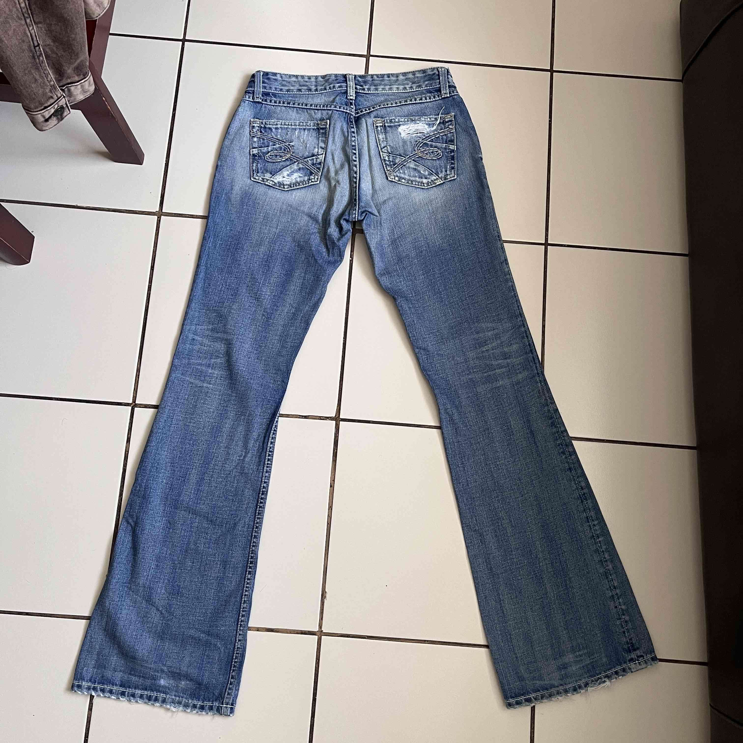 Jeans bootcut azul claro - miniatura 2