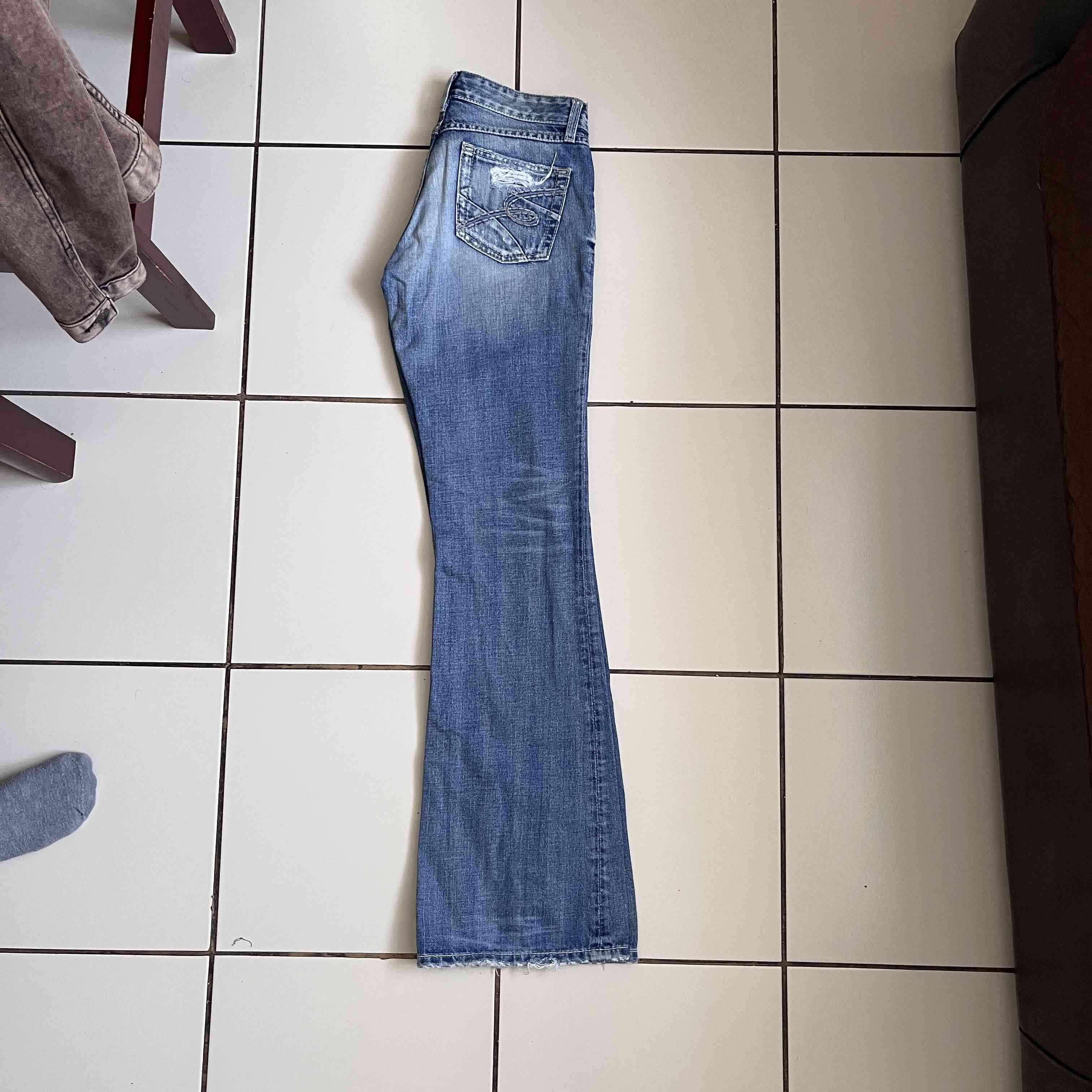Jeans bootcut azul claro - miniatura 3