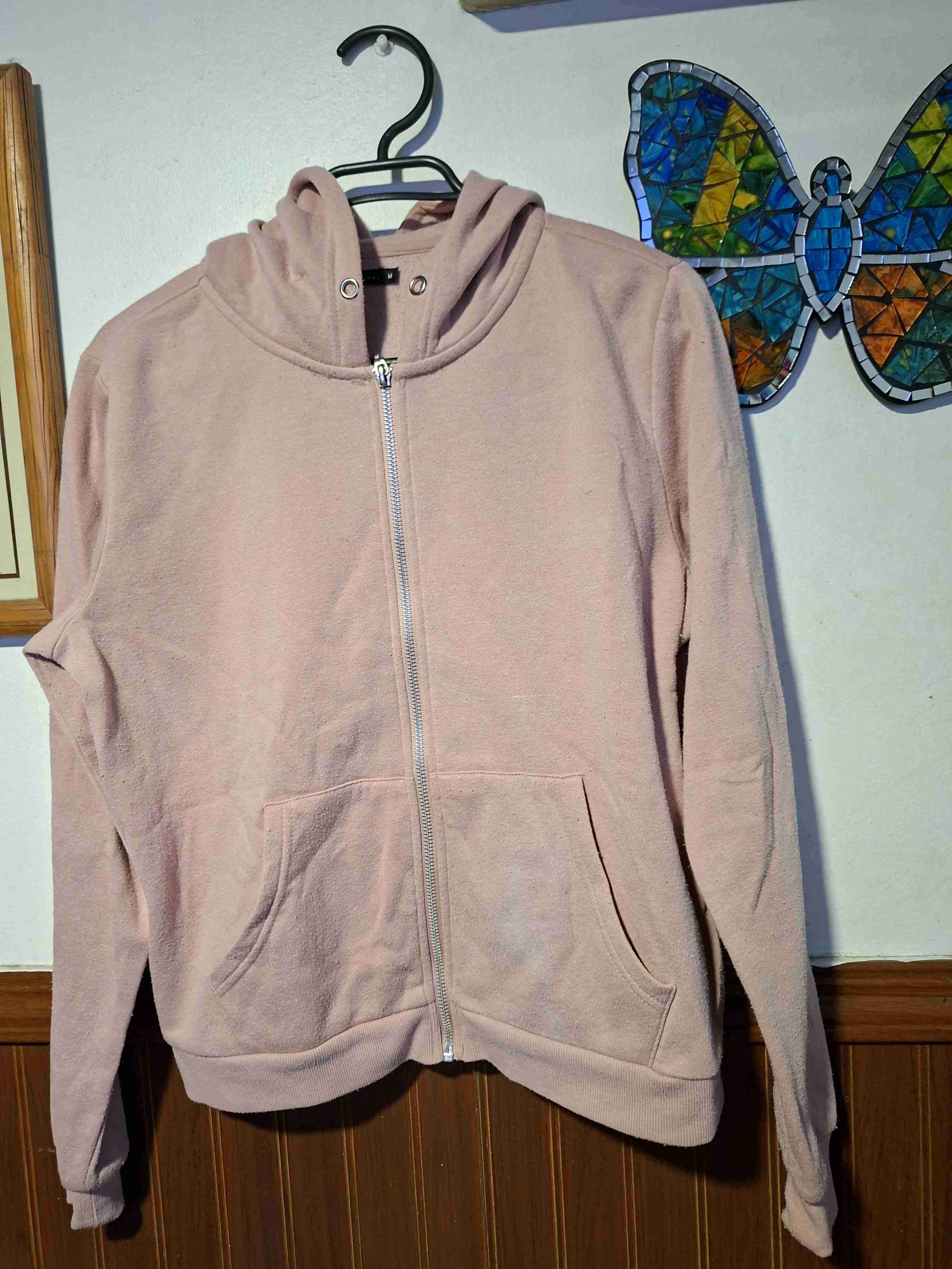 Polerón rosa con cierre