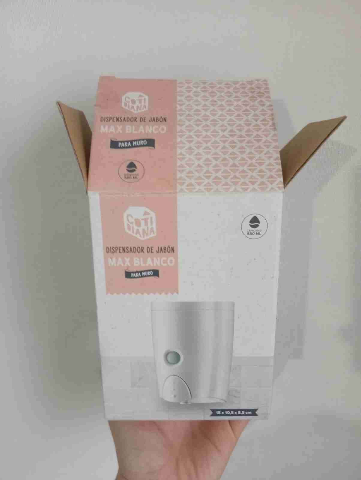 Dispensador de jabón para muro - miniatura 1