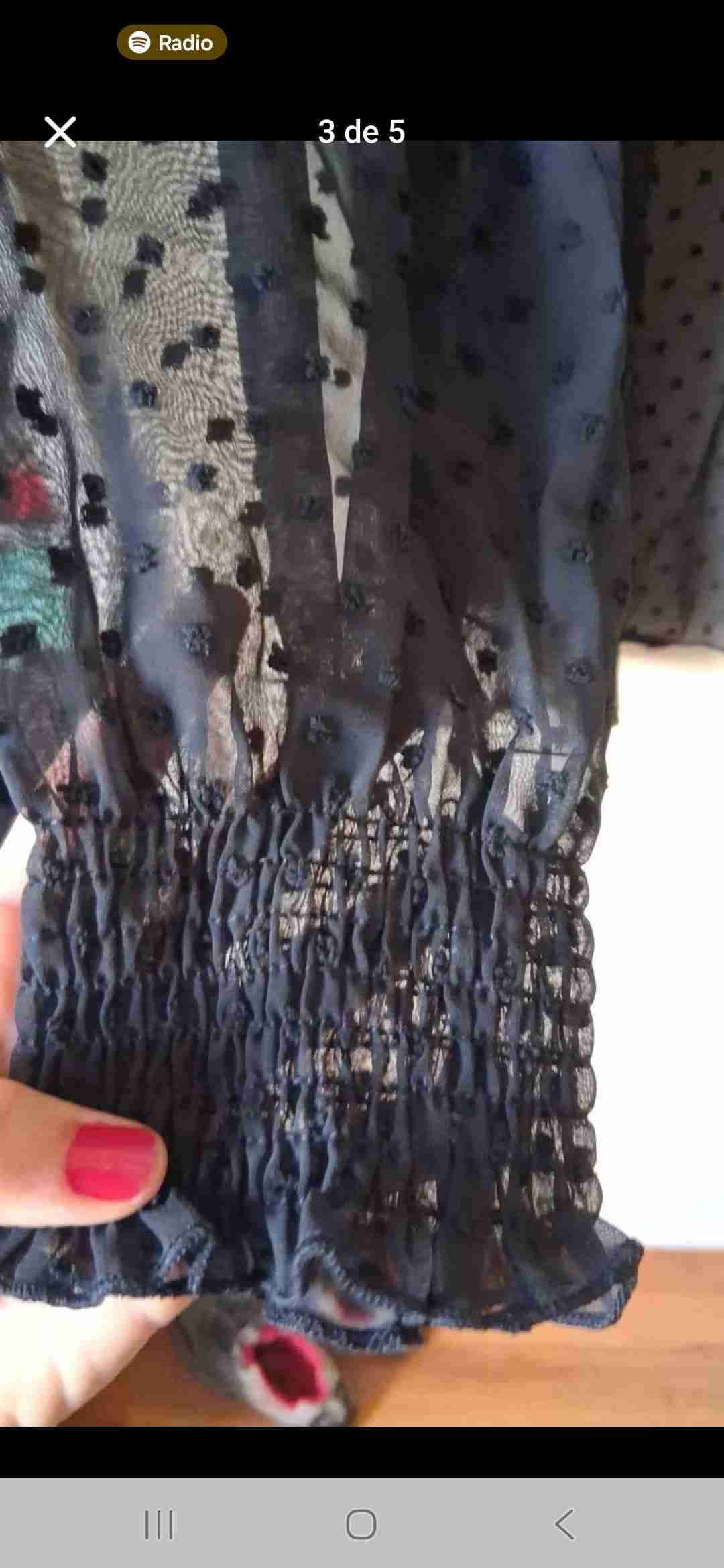 Blusa negra transparente a lunares - miniatura 3