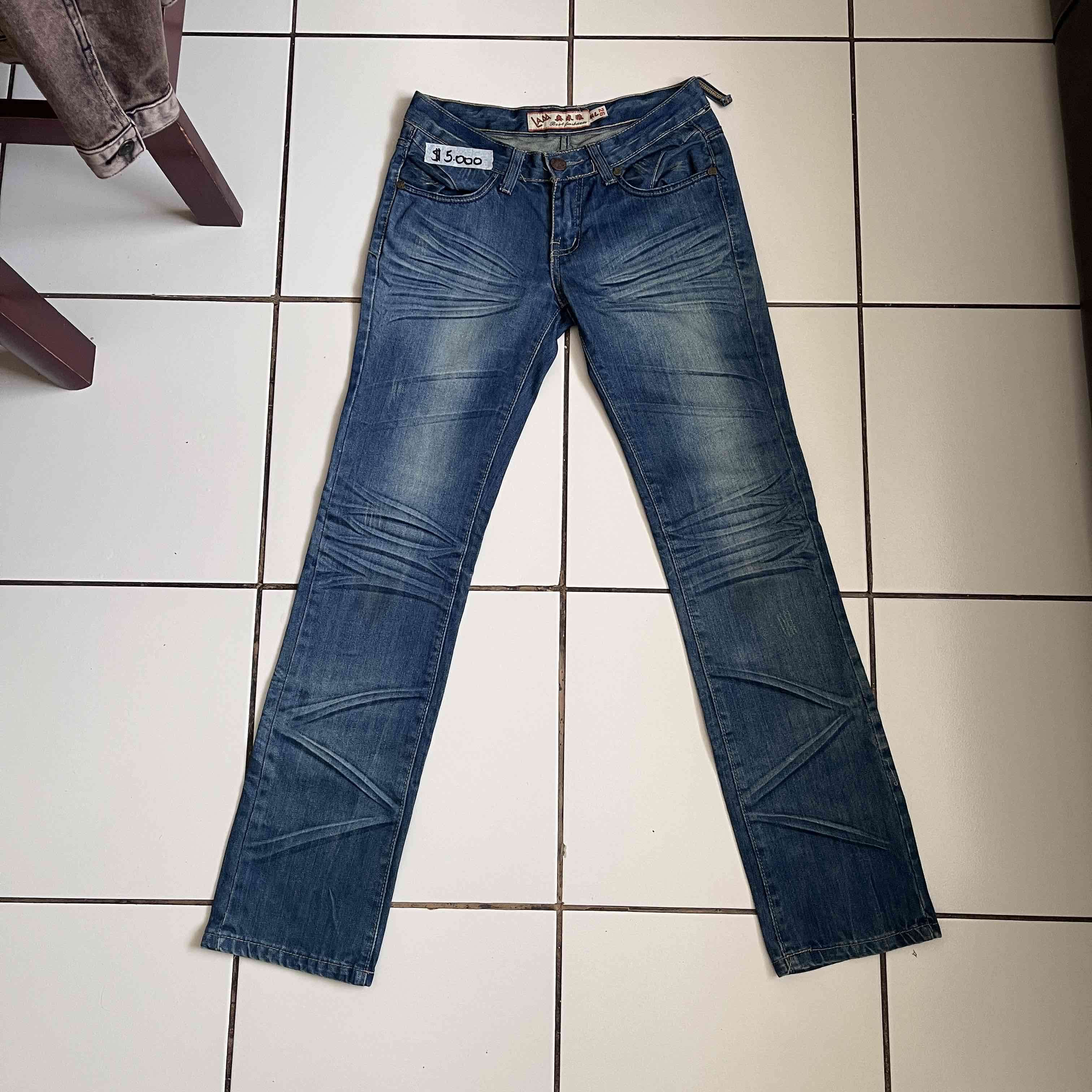 Jeans azul desgastado - miniatura 1