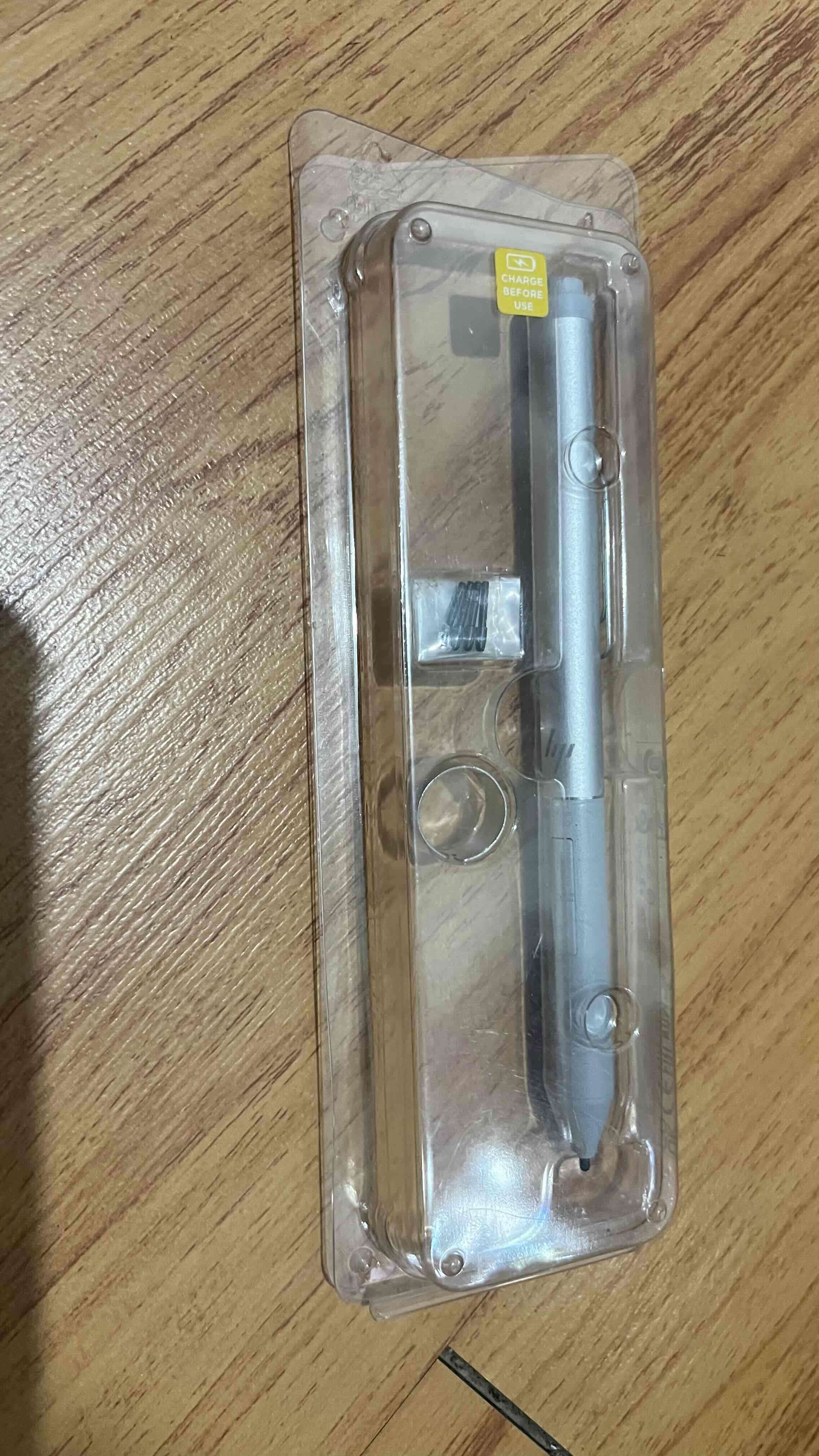 Lápiz táctil HP nuevo - miniatura 1