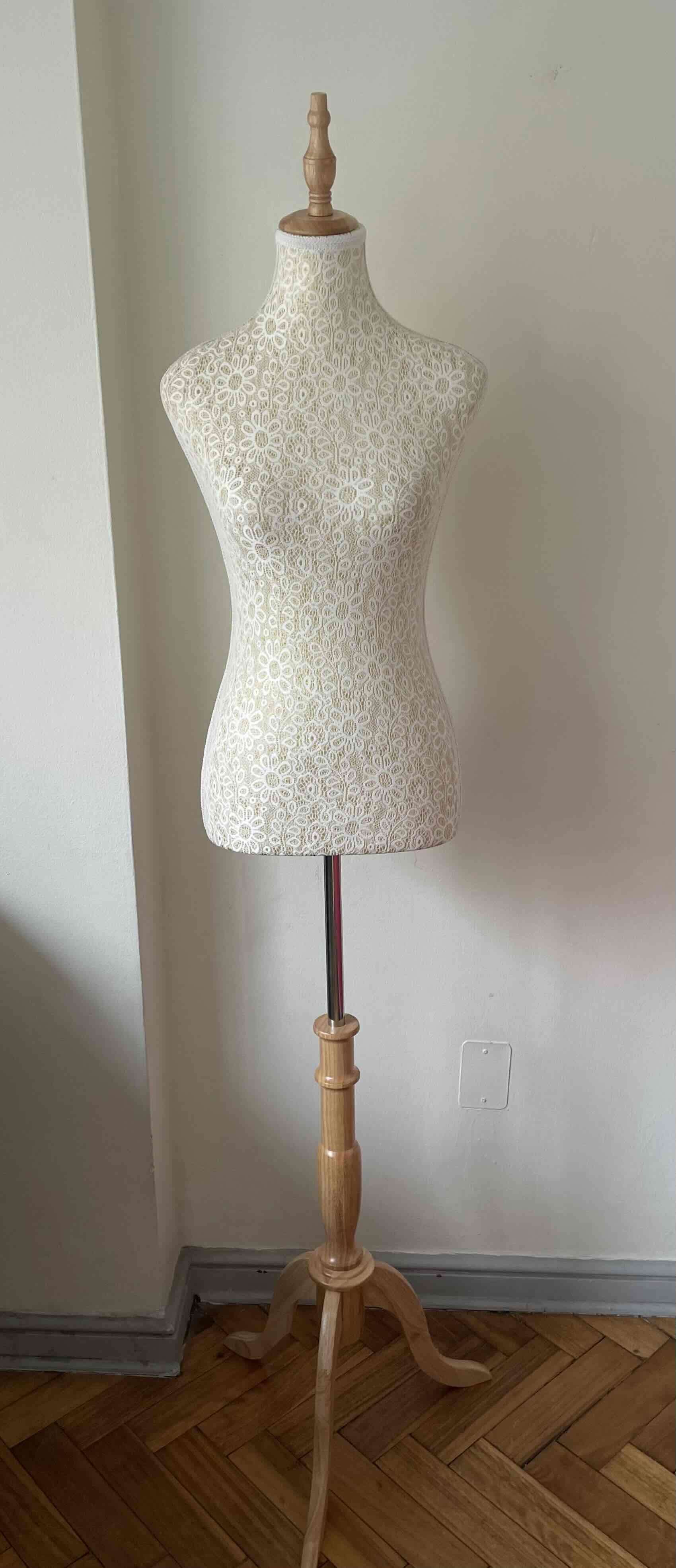 Maniquí de exhibición - miniatura 5