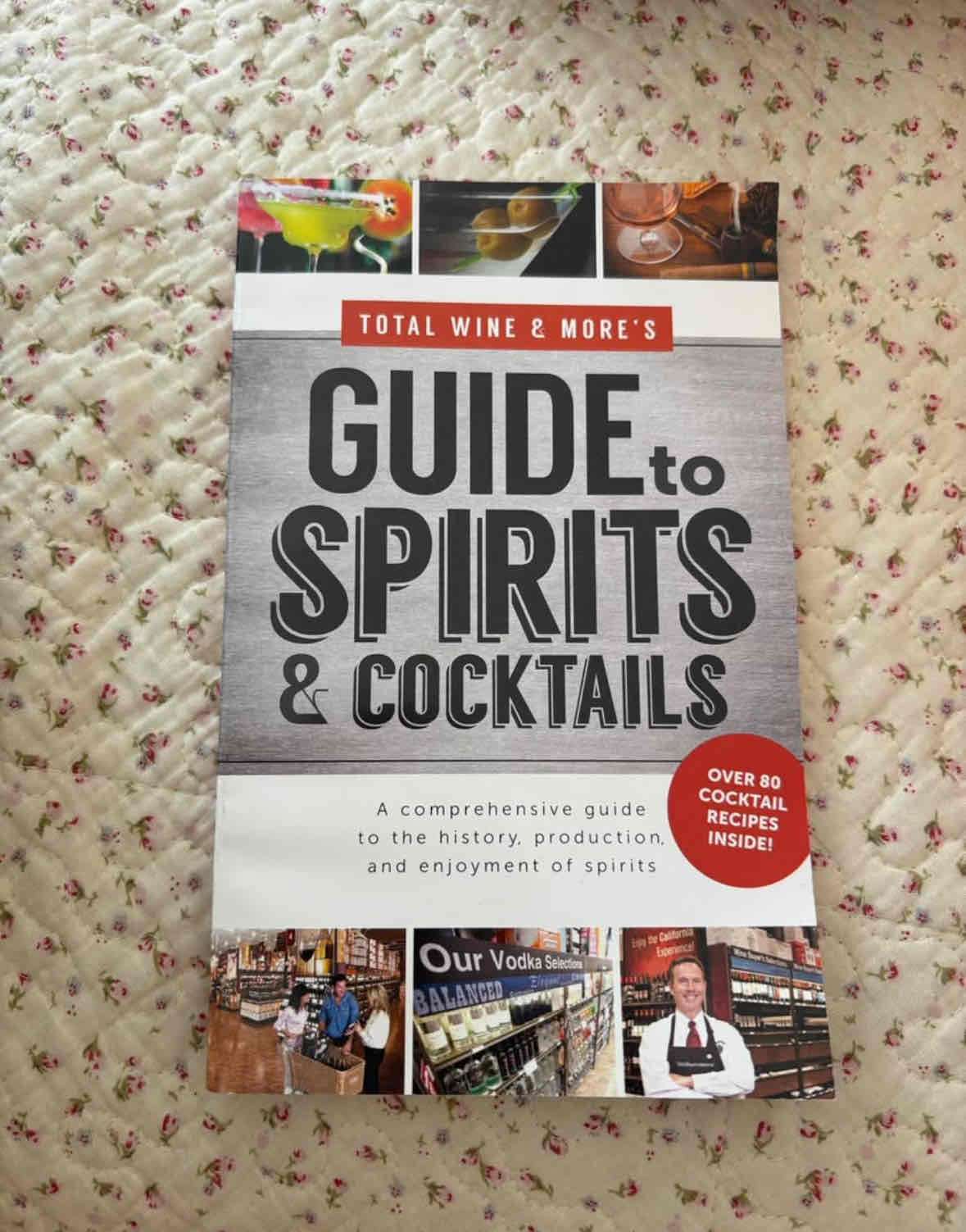 Libro Guía de licores y cócteles