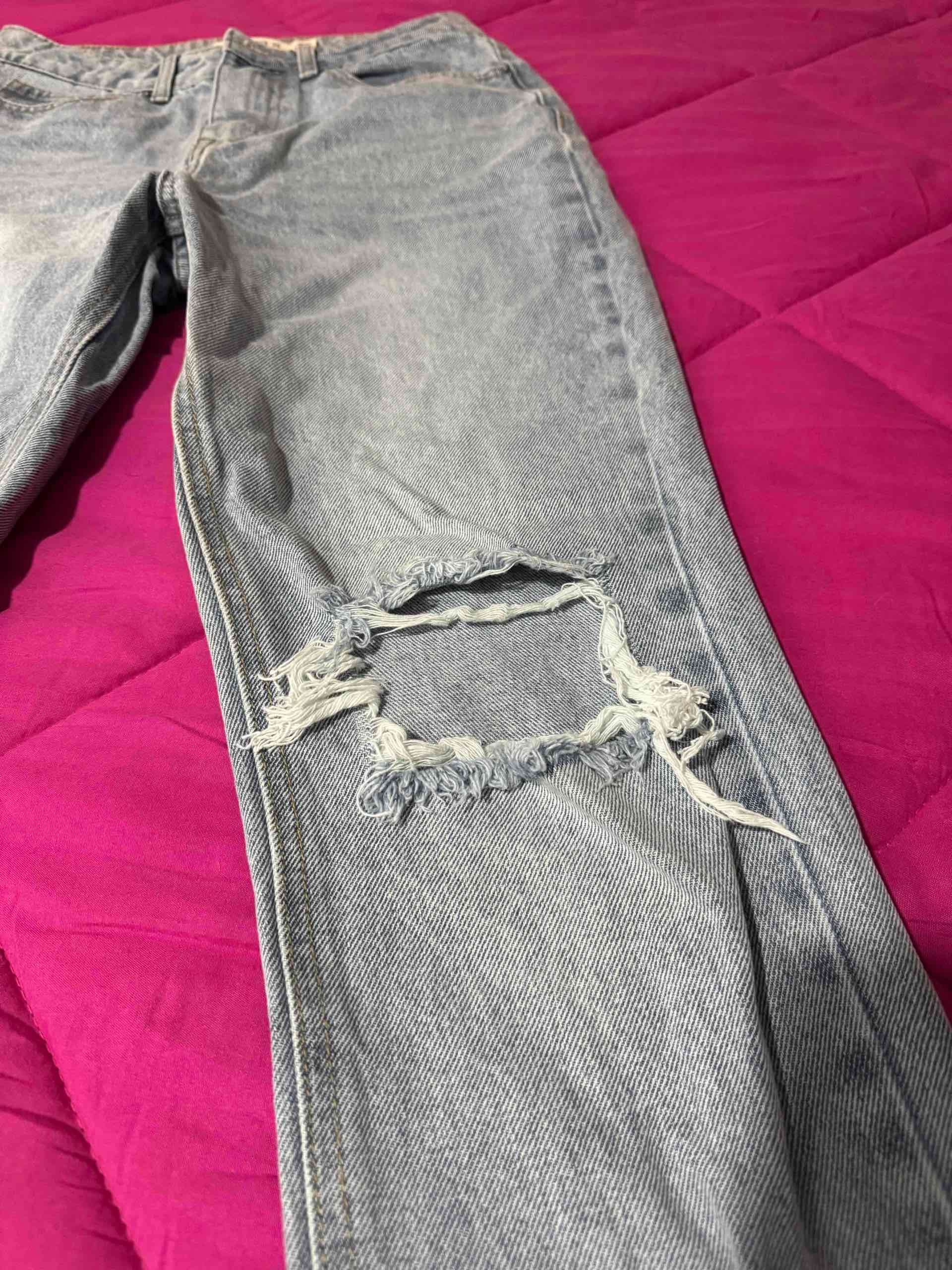 Jeans desgastados claros - miniatura 5