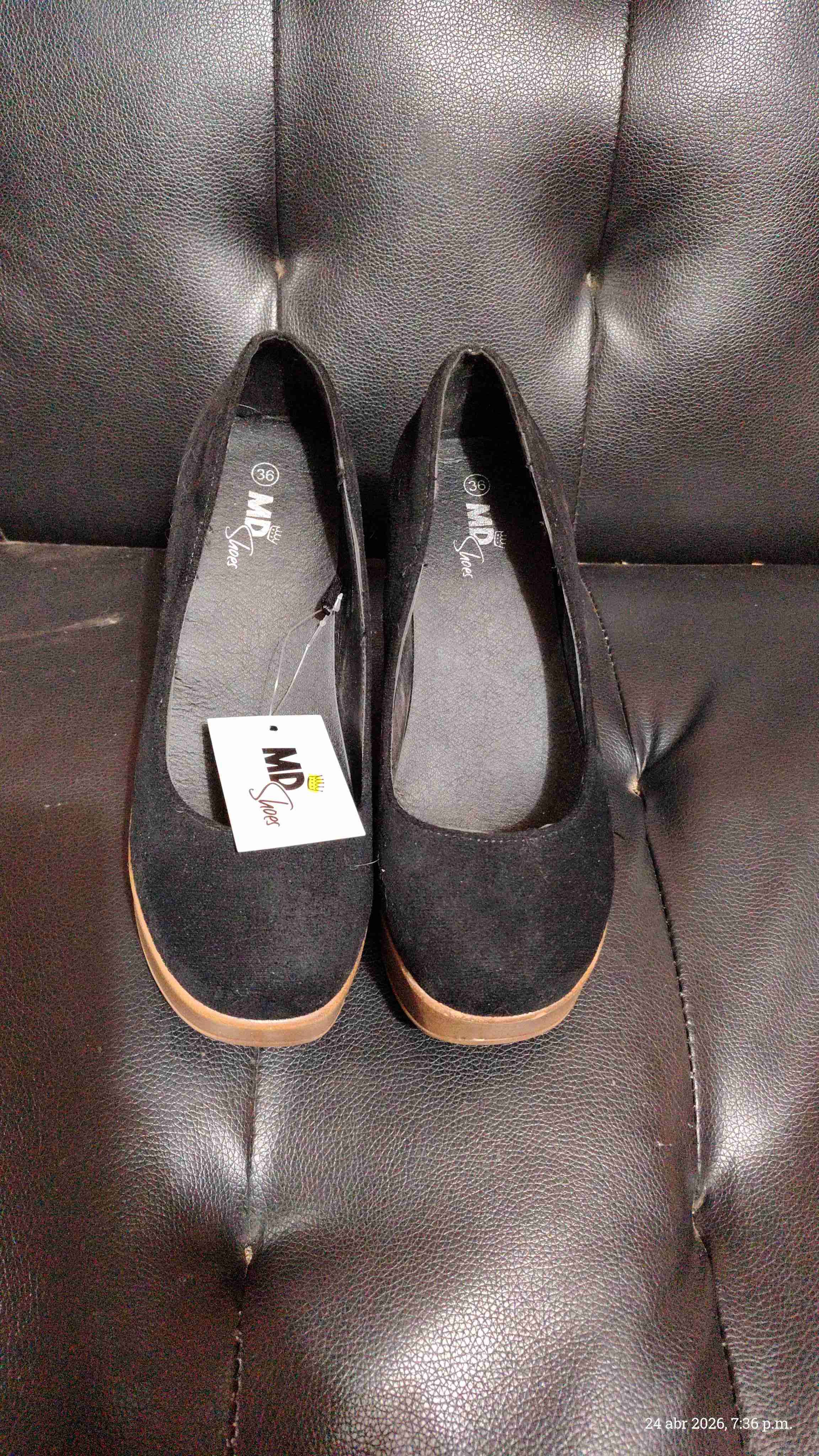 Zapatos negros tipo gamuza nuevos - miniatura 1