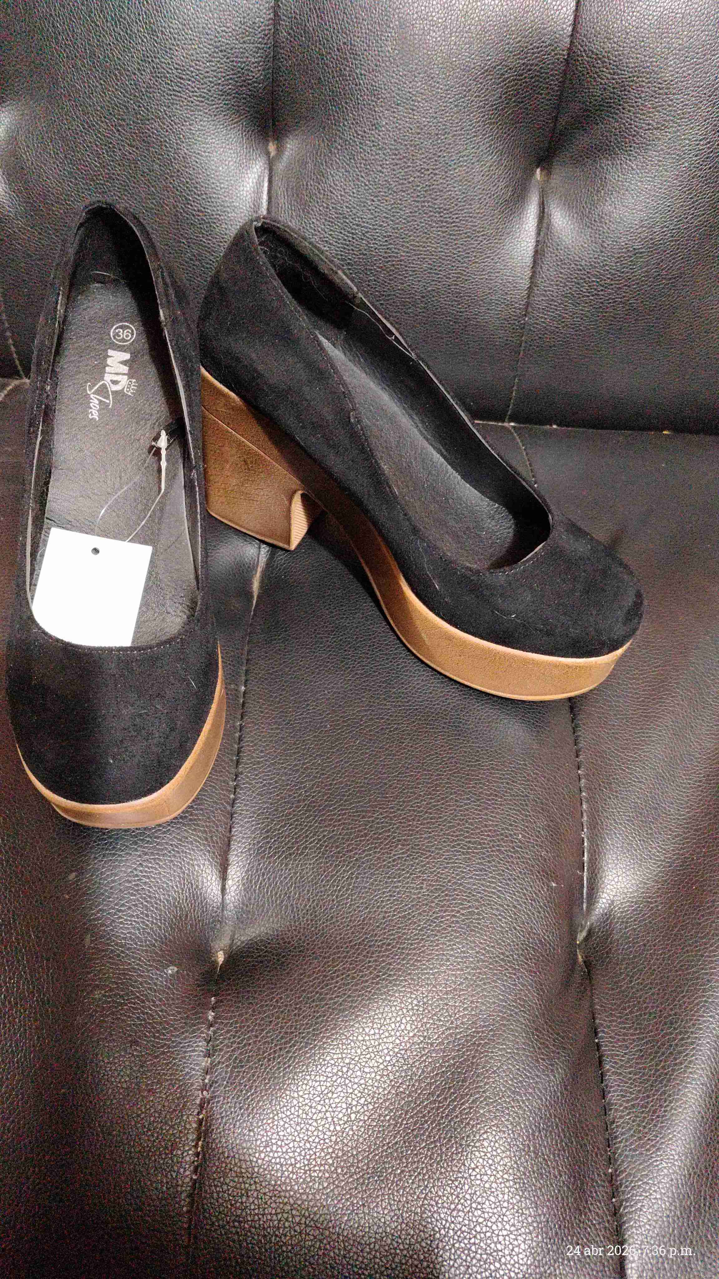 Zapatos negros tipo gamuza nuevos - miniatura 2