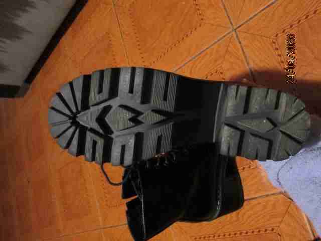 Botas negras de plataforma - miniatura 4