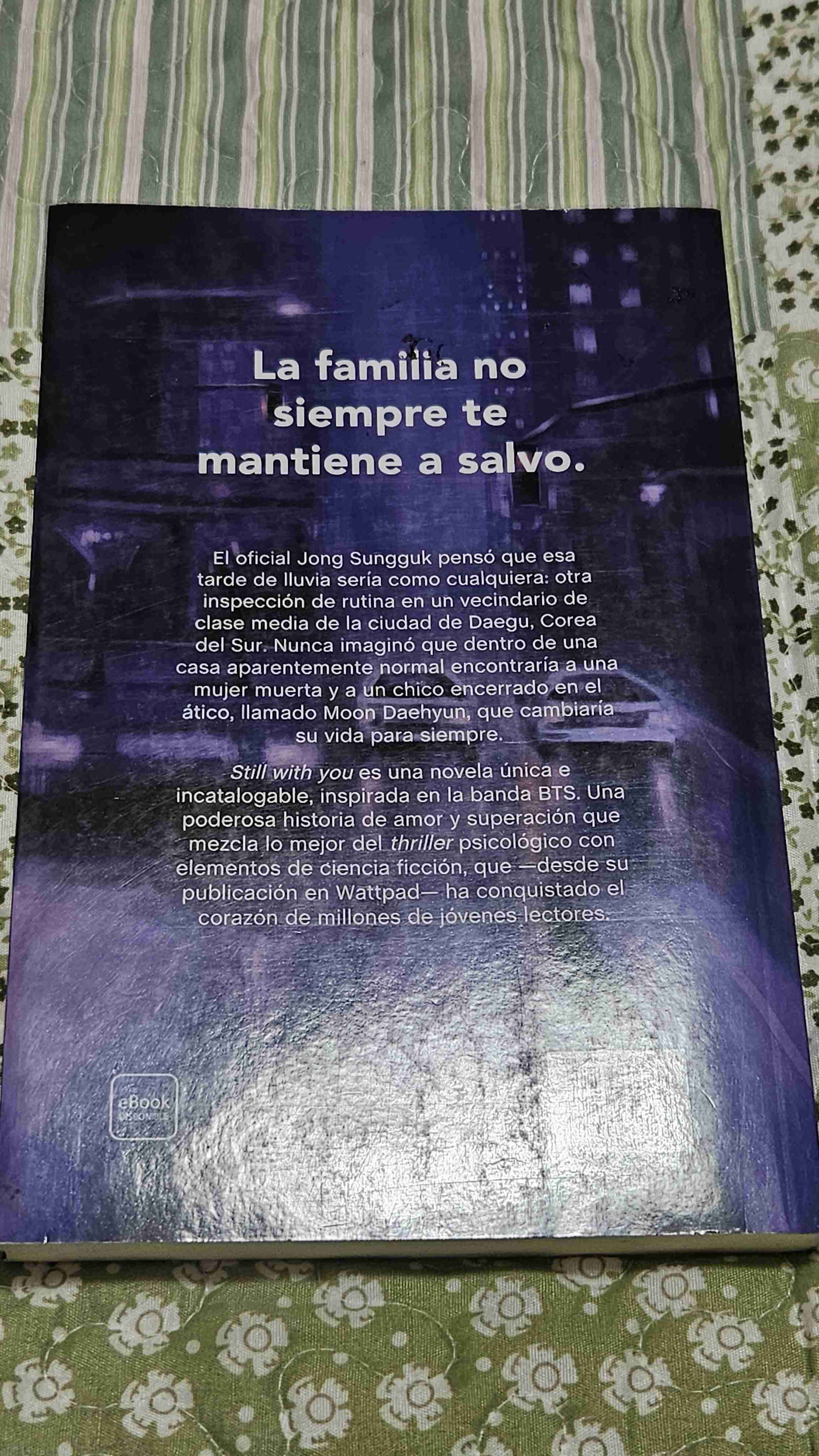 Libro 'Still With You' de Lily Del Pilar - miniatura 2