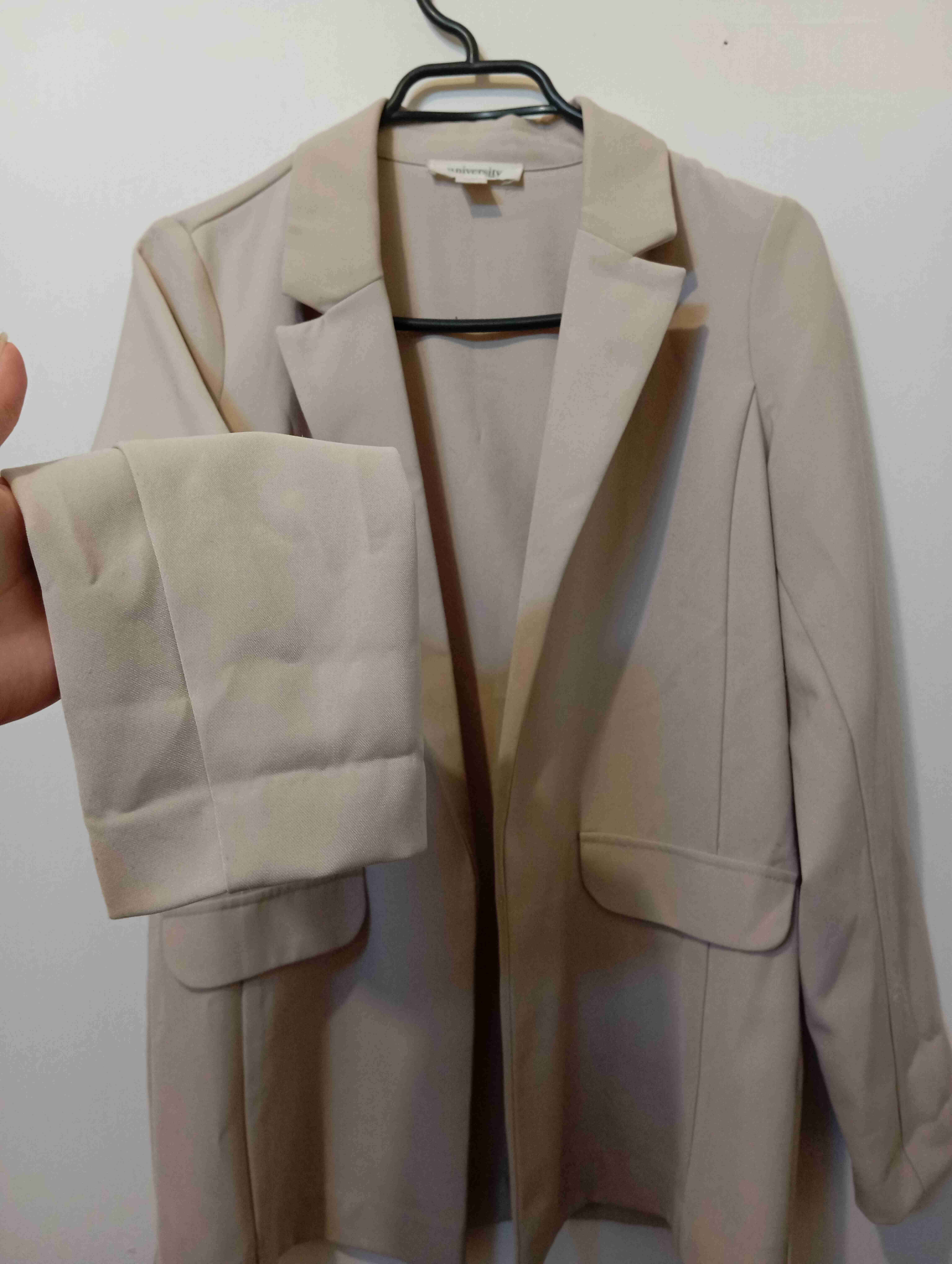 Blazer beige de mujer - miniatura 3