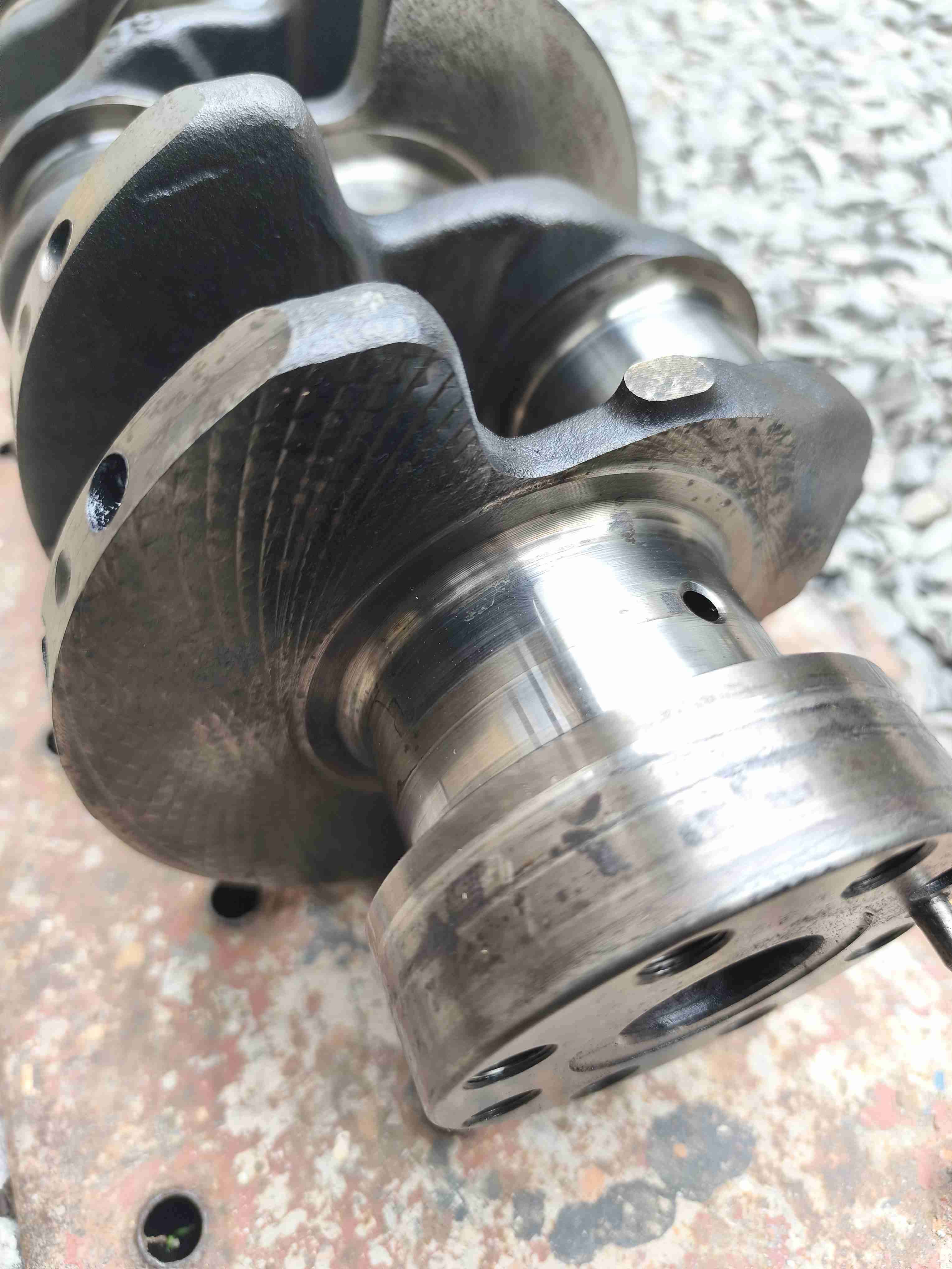 Cigüeñal de Kia Frontier 2.7 del 98 - miniatura 6