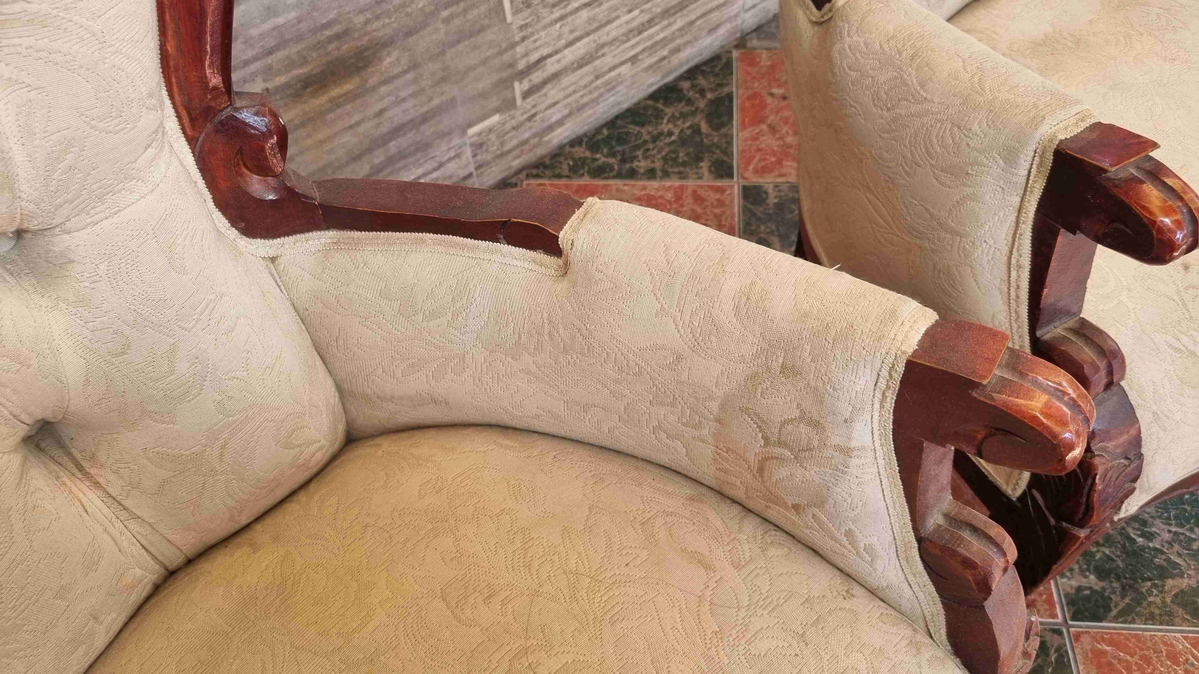 Sillones antiguos de madera tallada - miniatura 3