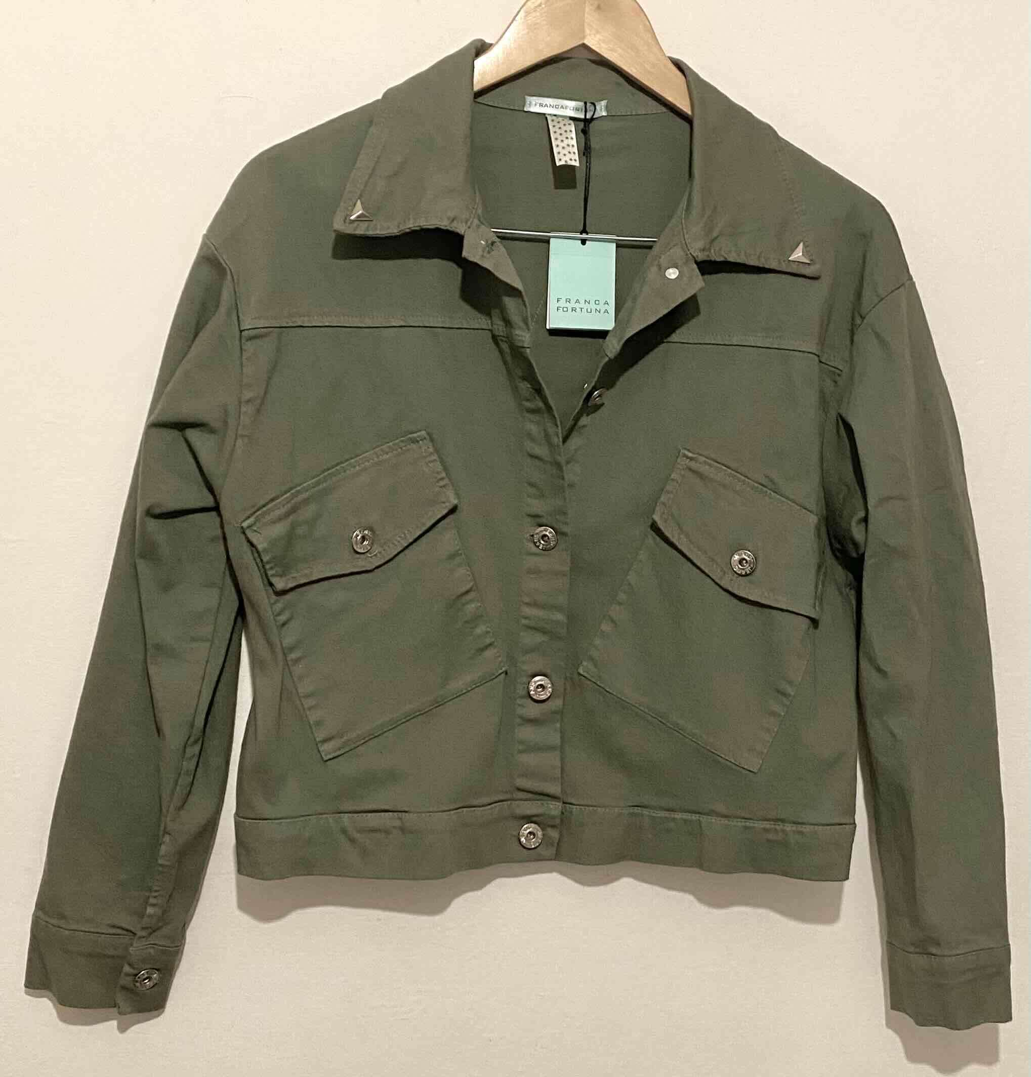 Chaqueta verde con estrella - miniatura 3