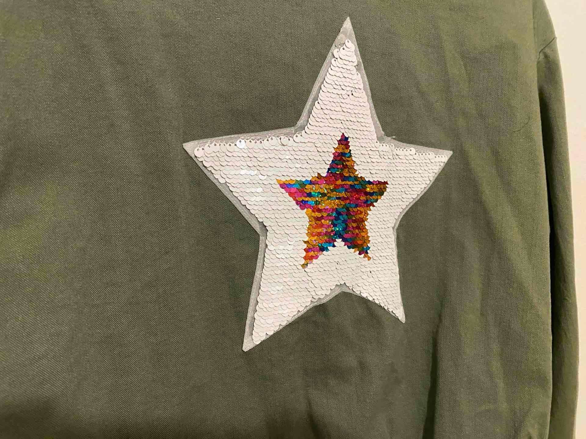 Chaqueta verde con estrella - miniatura 6