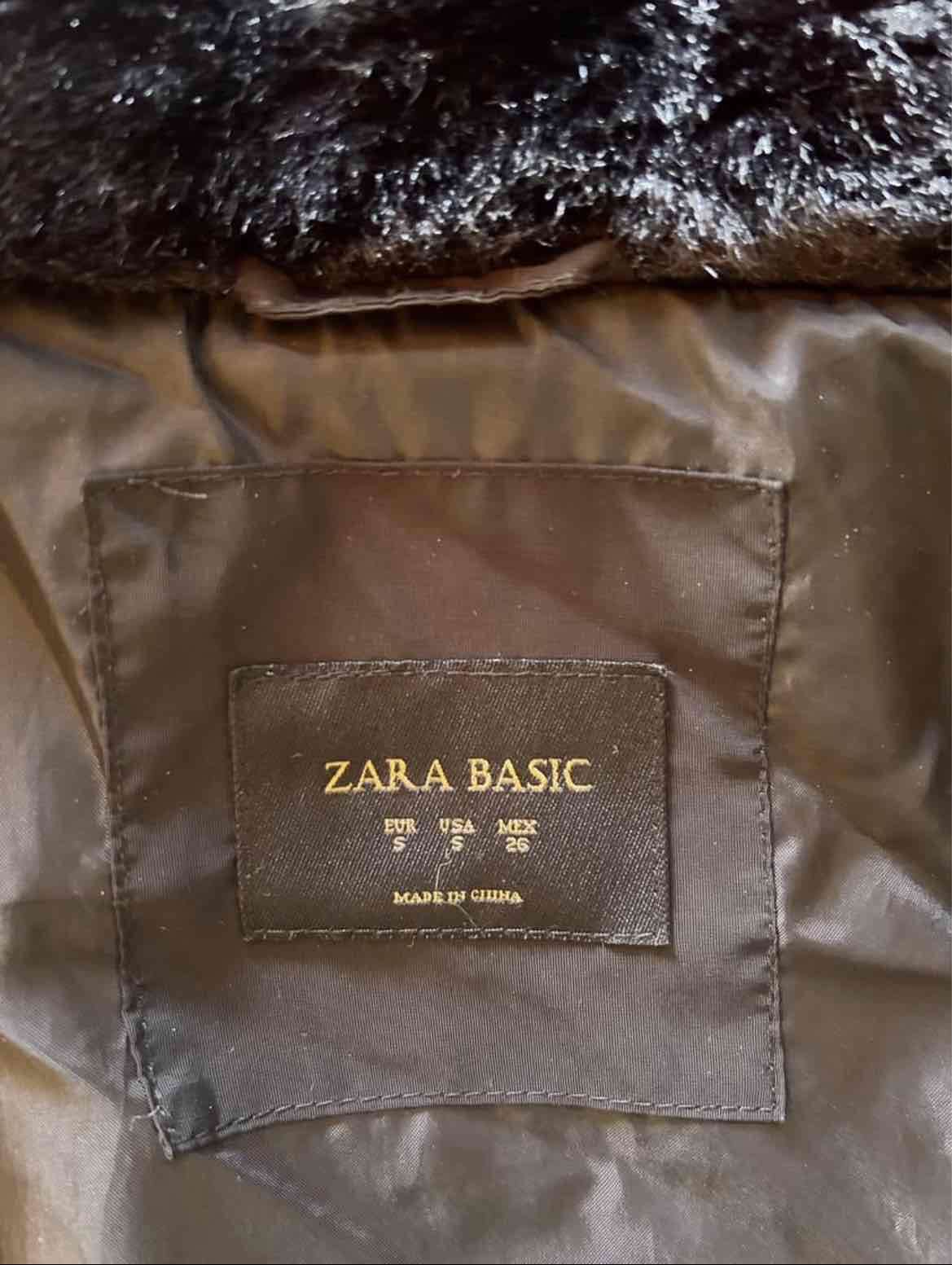 Chaqueta acolchada negra zara - miniatura 3