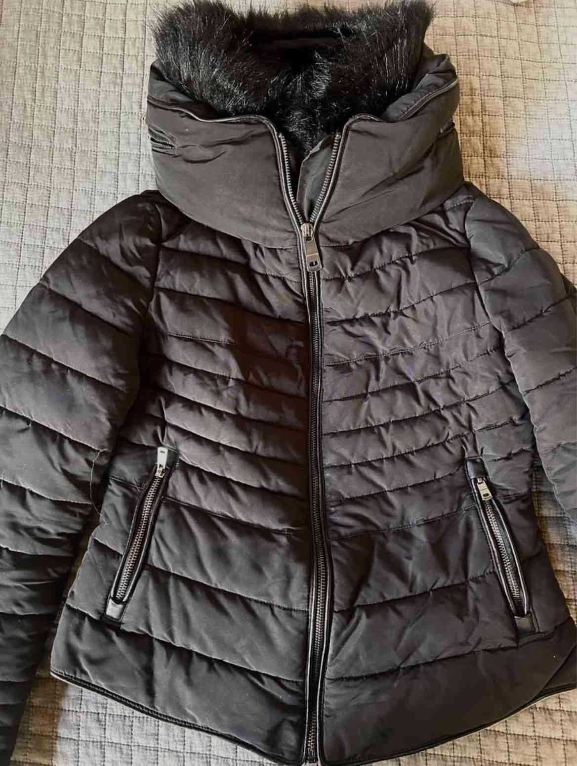 Chaqueta acolchada negra zara - miniatura 4