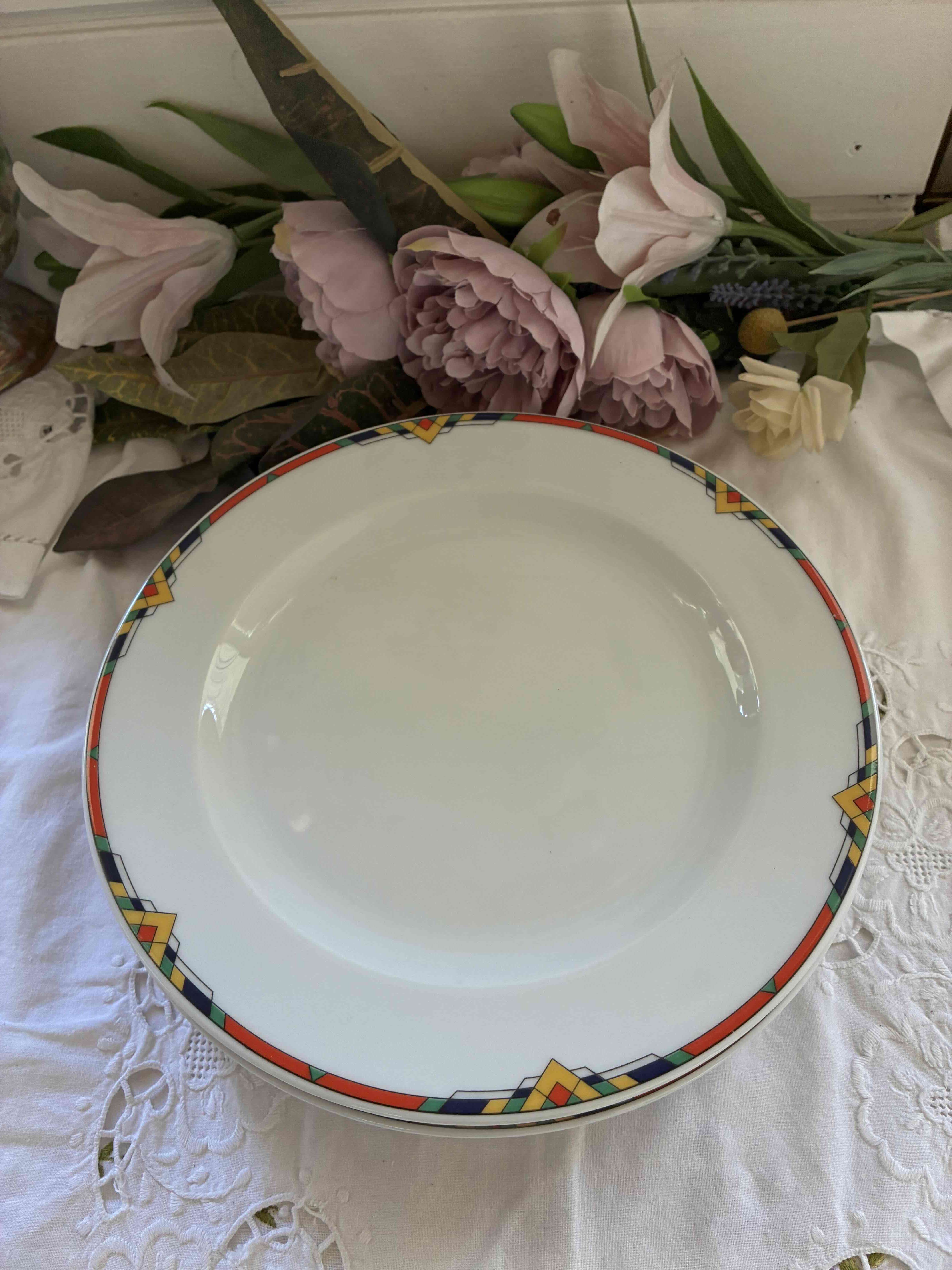 Platos llanos vitroporcelana Alemanes - miniatura 1