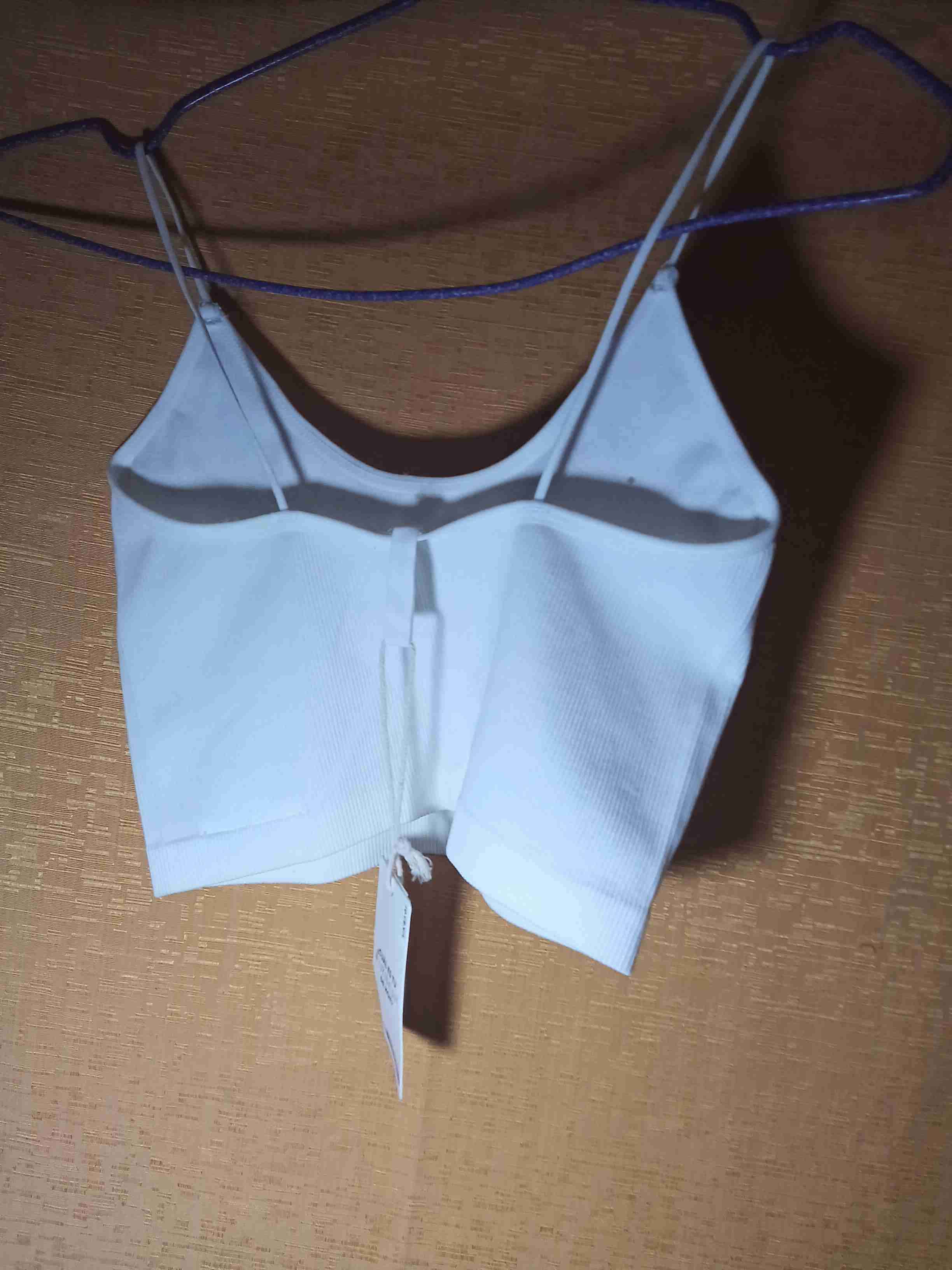 Top blanco de tirantes - miniatura 2