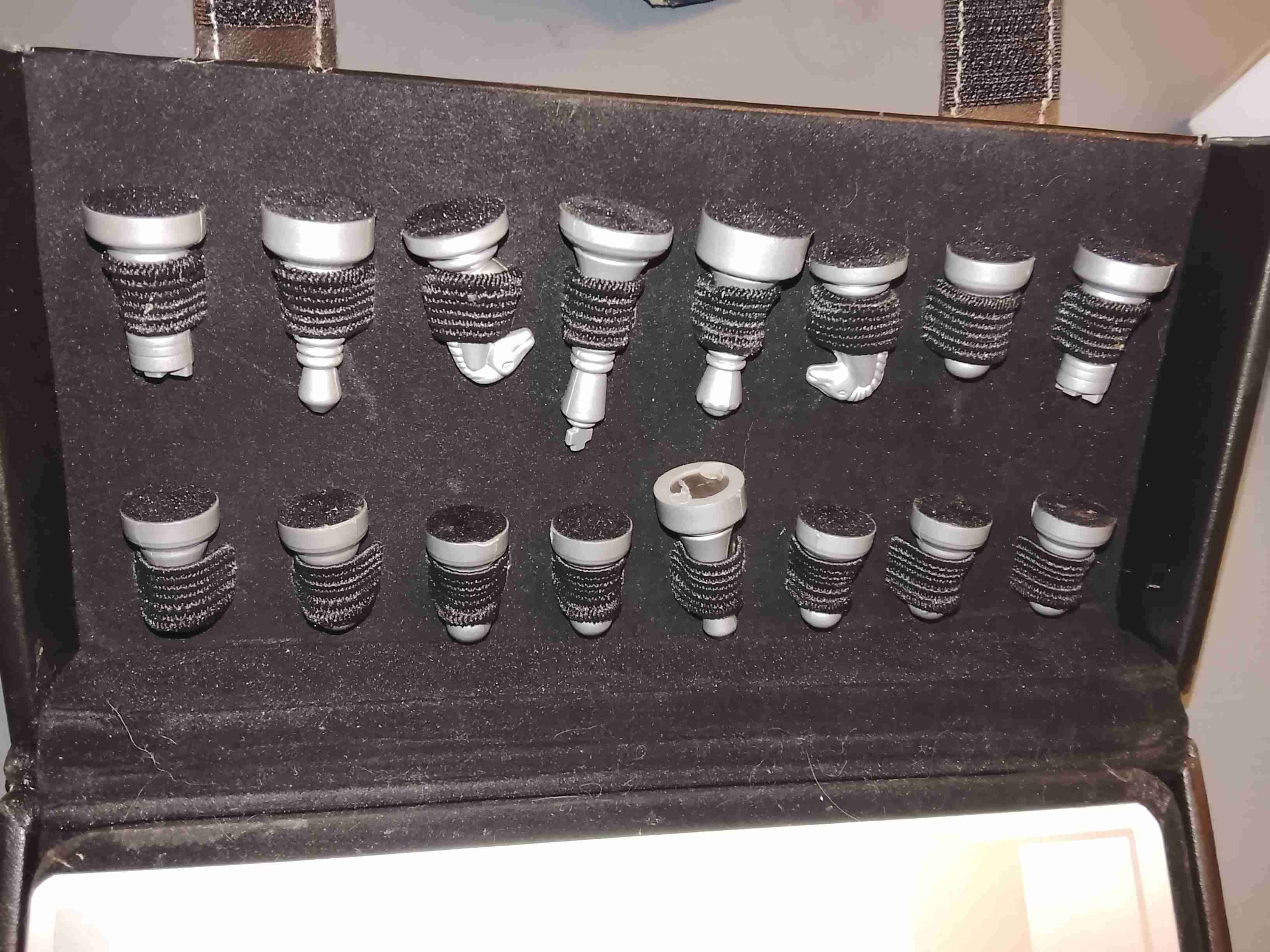 Juego de ajedrez magnético portátil - miniatura 2