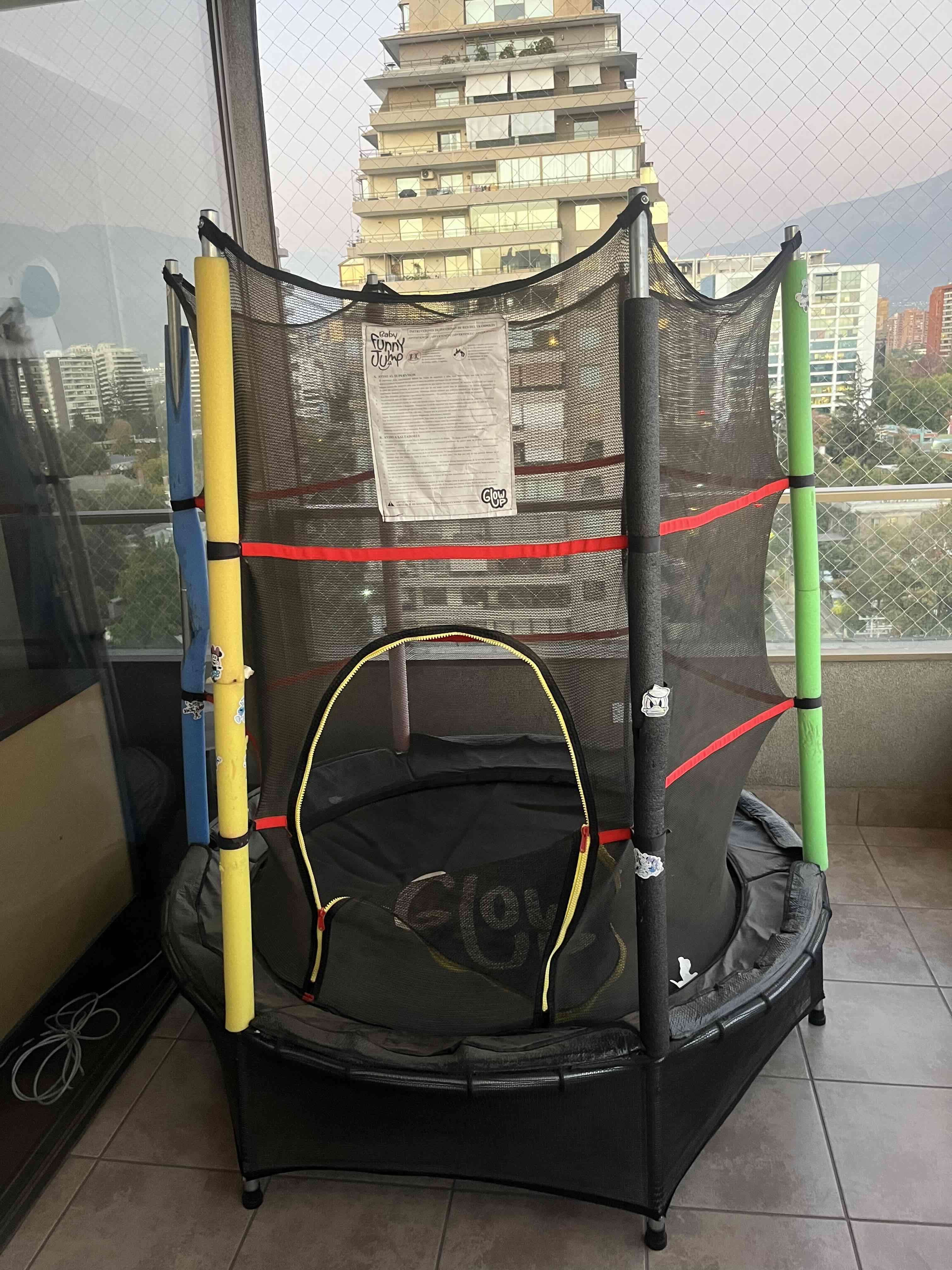 Trampolín infantil con red de seguridad - miniatura 1