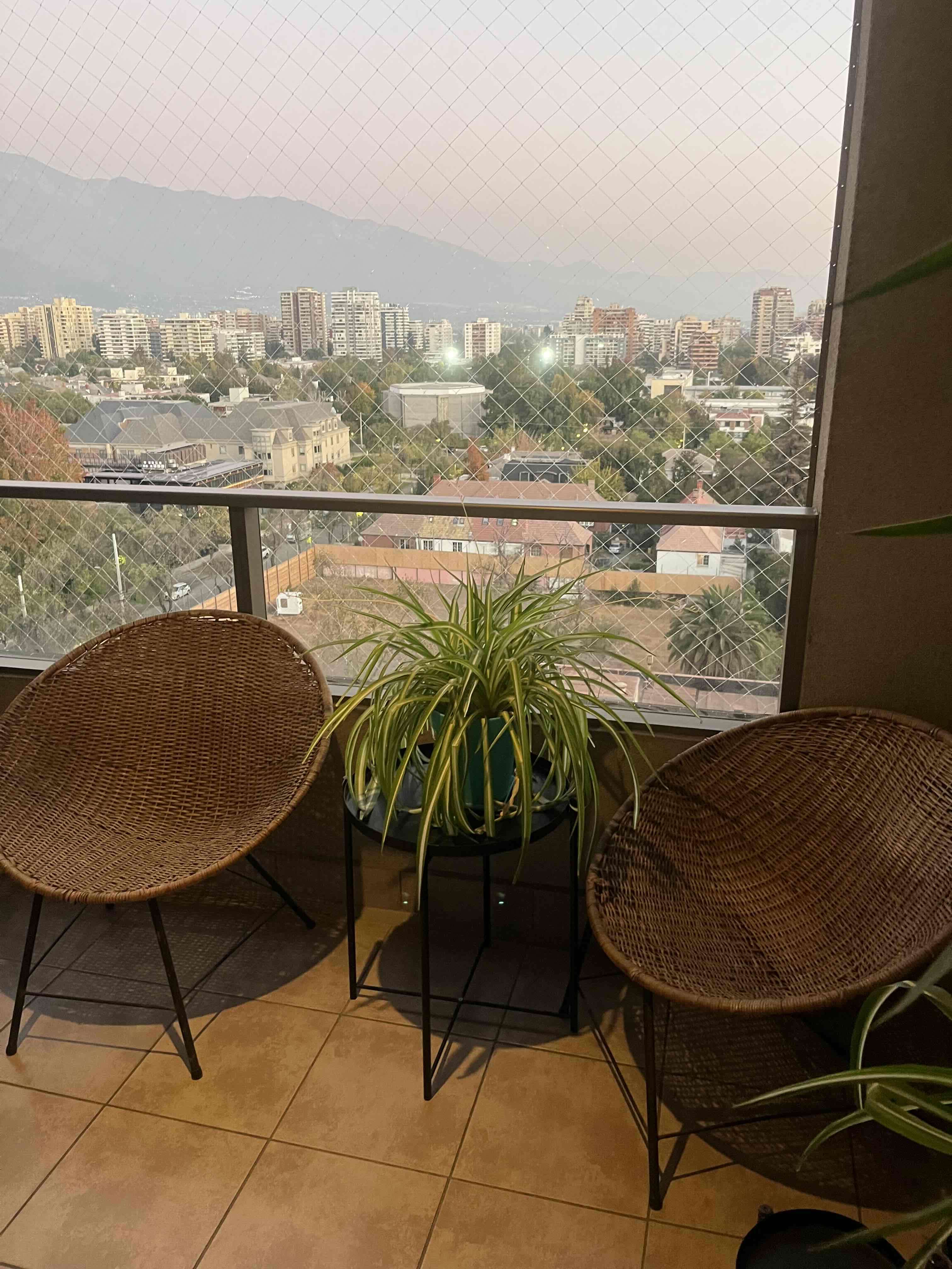 Juego de sillas de mimbre para balcón - miniatura 1