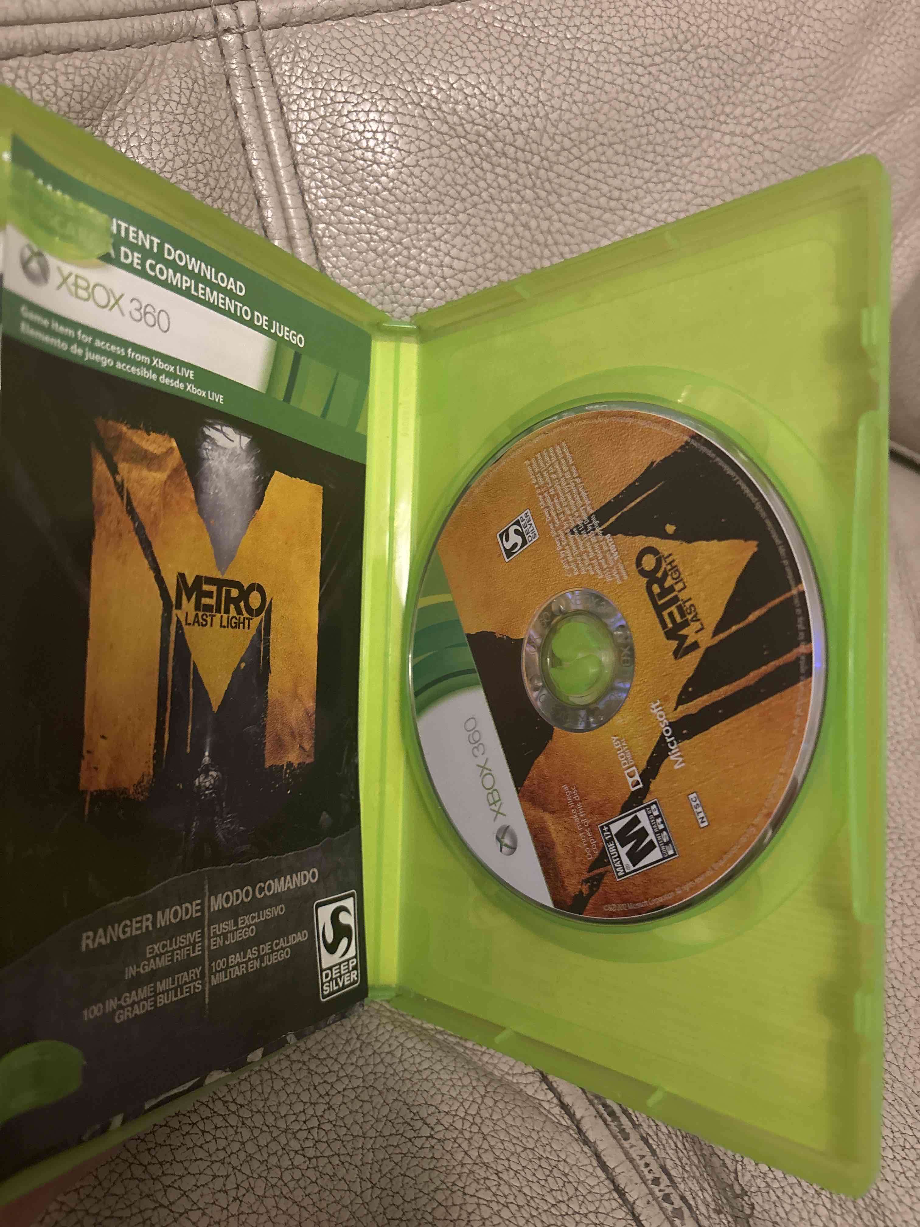 Metro Last Light Edición Limitada Xbox 360 - miniatura 2