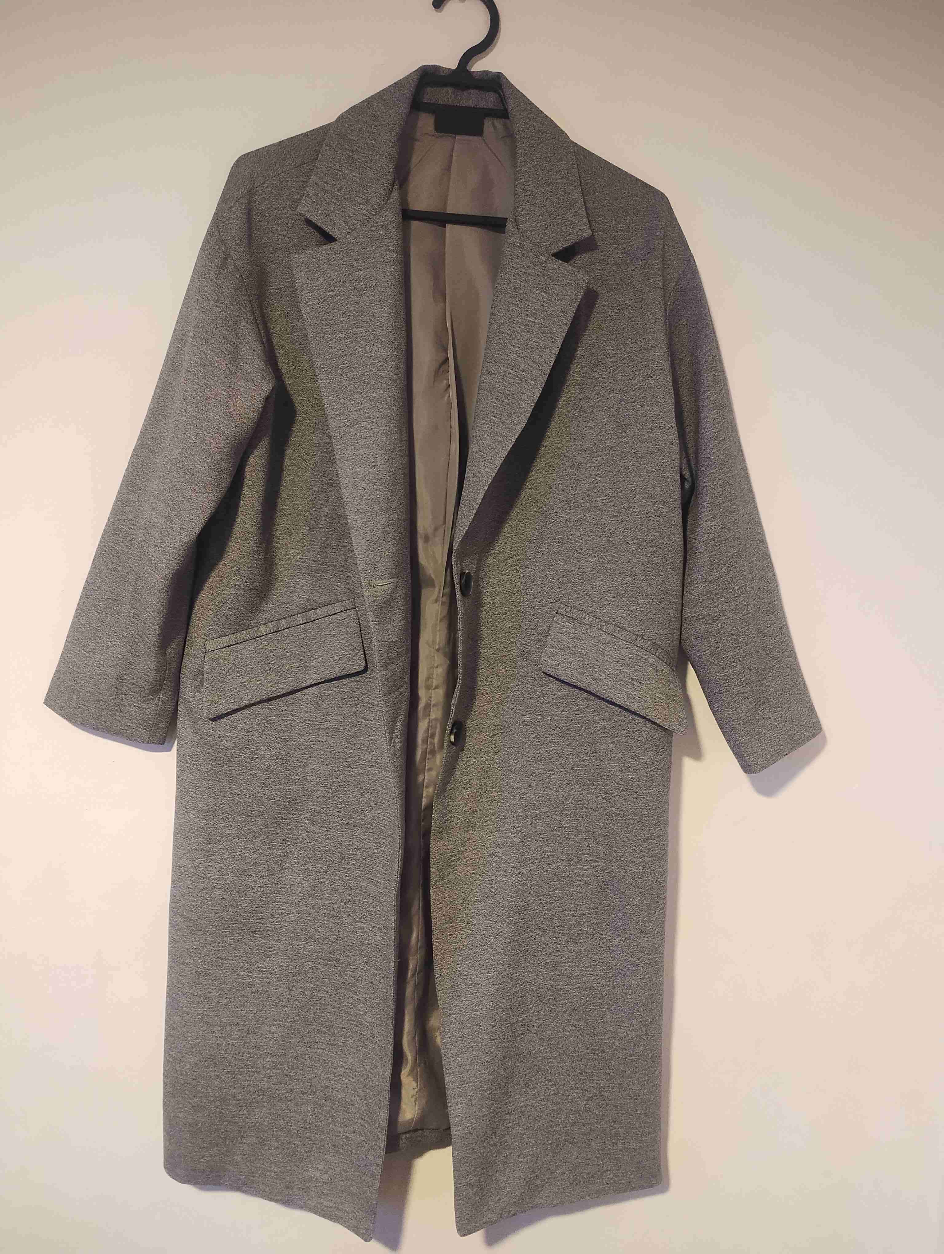 Abrigo gris largo