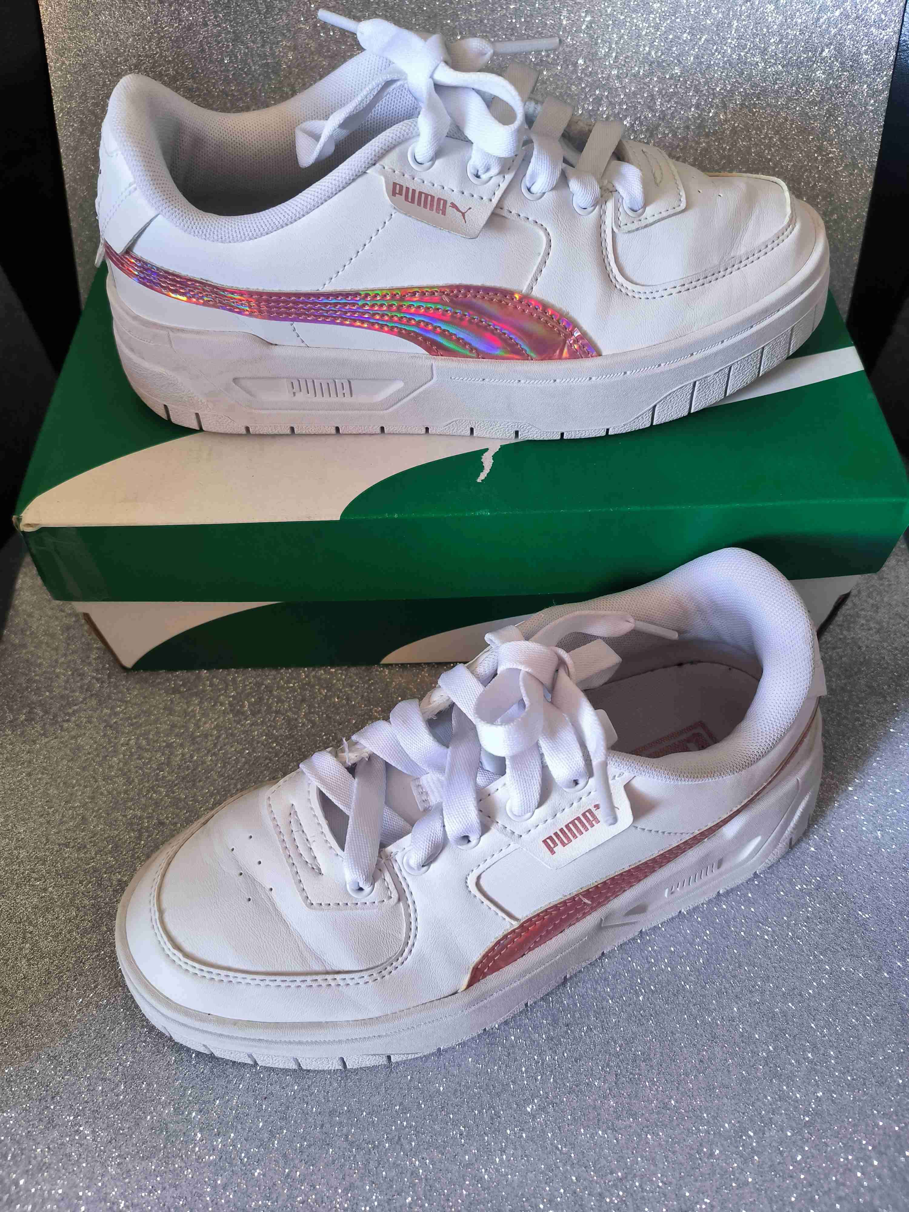 Zapatillas blancas puma con detalles holograficos - miniatura 1