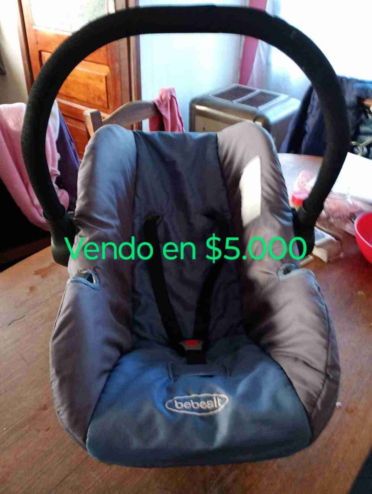 Silla de auto para bebé Bebesit