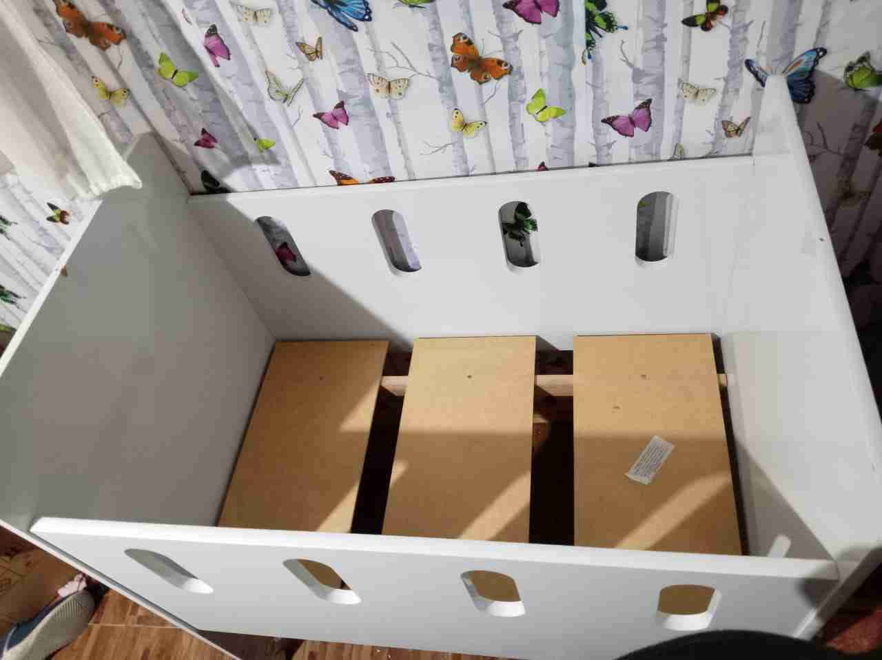 Cuna blanca con colchón - miniatura 3