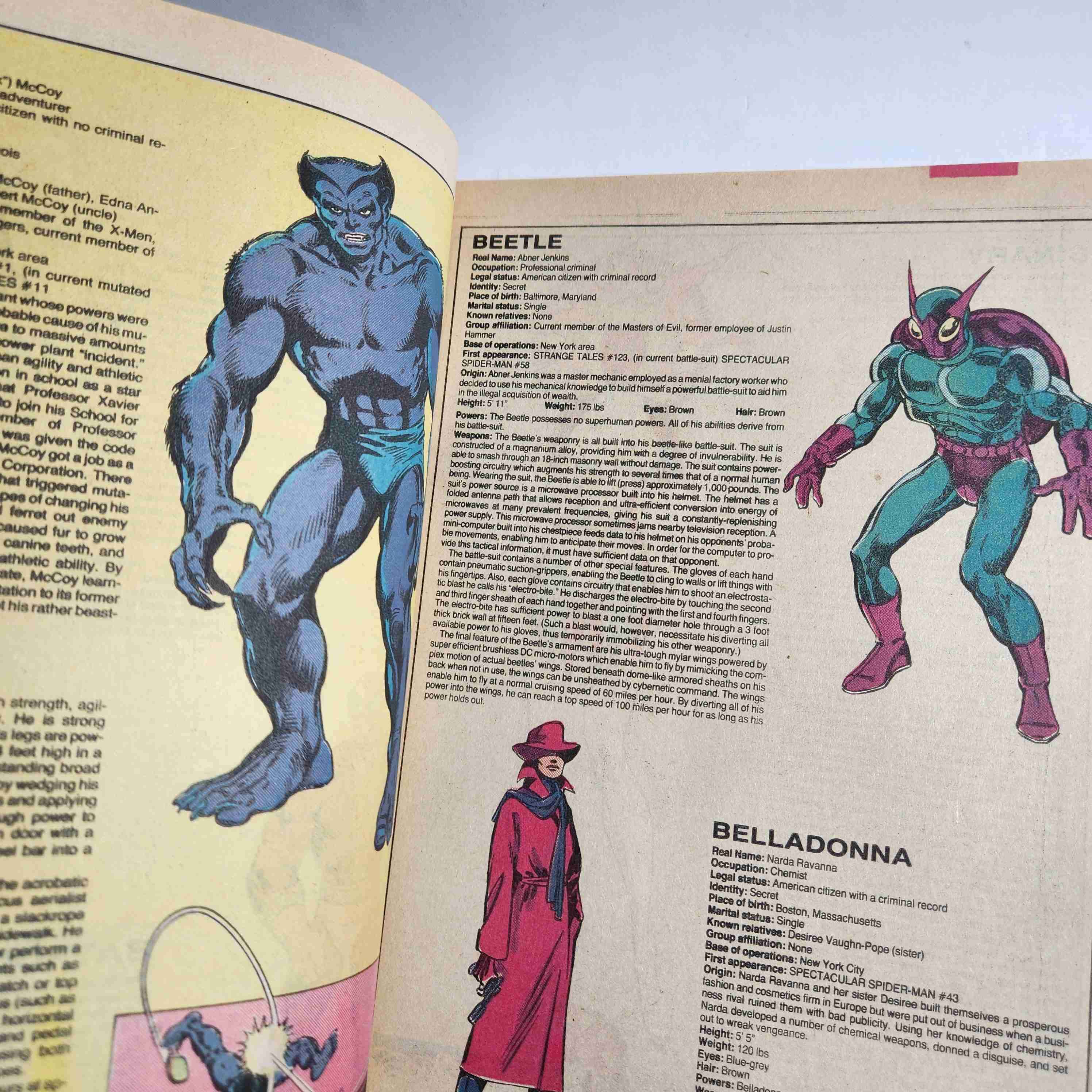 MARVEL COMICS MARVEL UNIVERSE 1983 🇺🇲 - miniatura 5