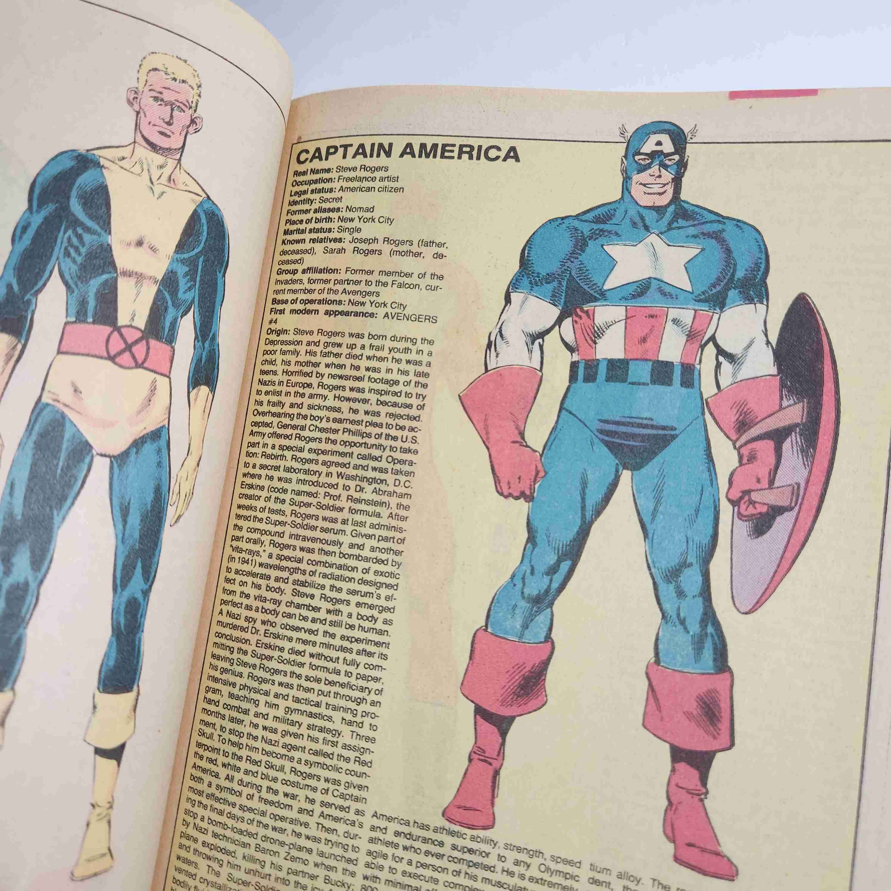 MARVEL COMICS MARVEL UNIVERSE 1983 🇺🇲 - miniatura 6