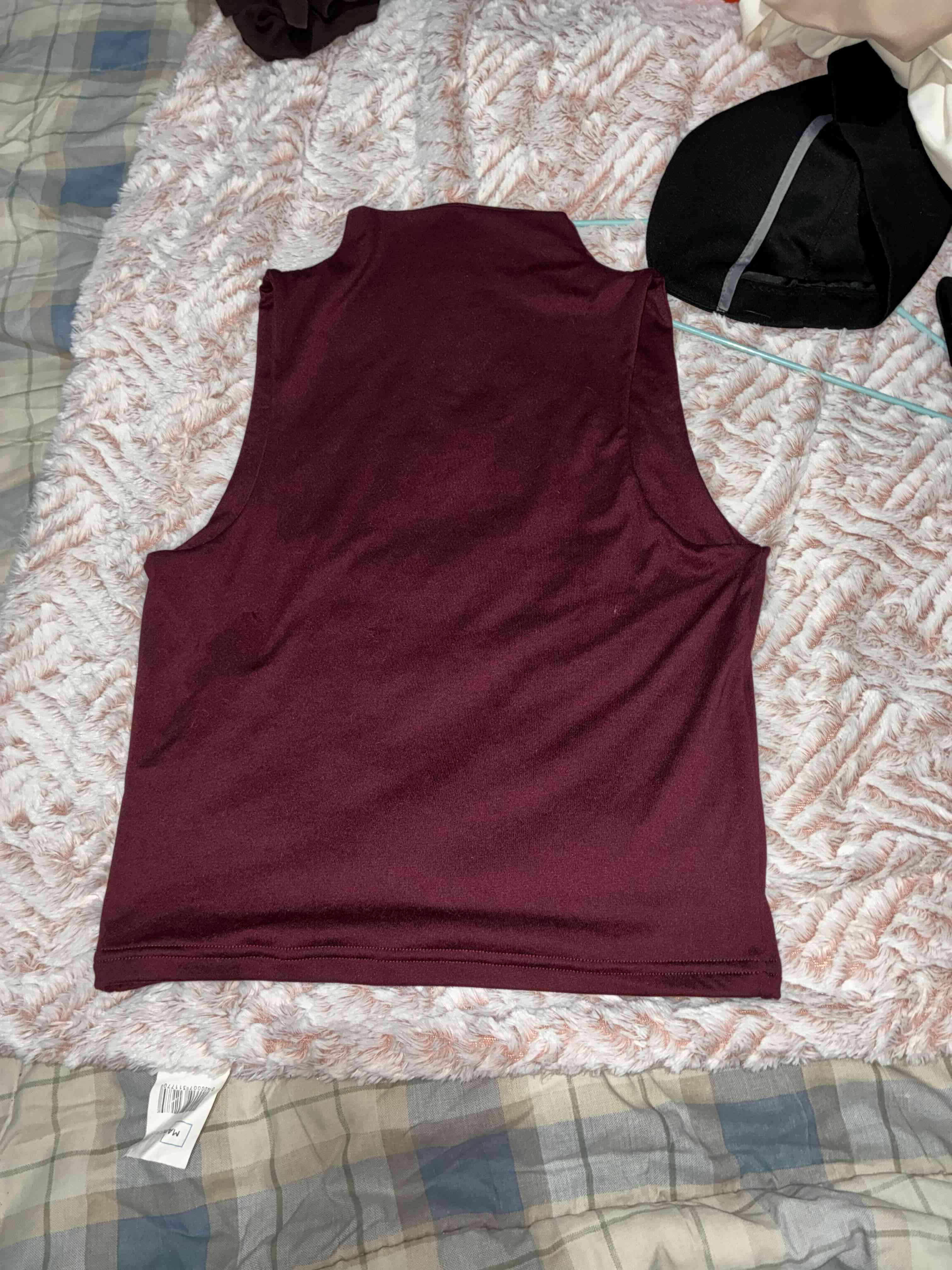 Polera sin mangas - miniatura 1