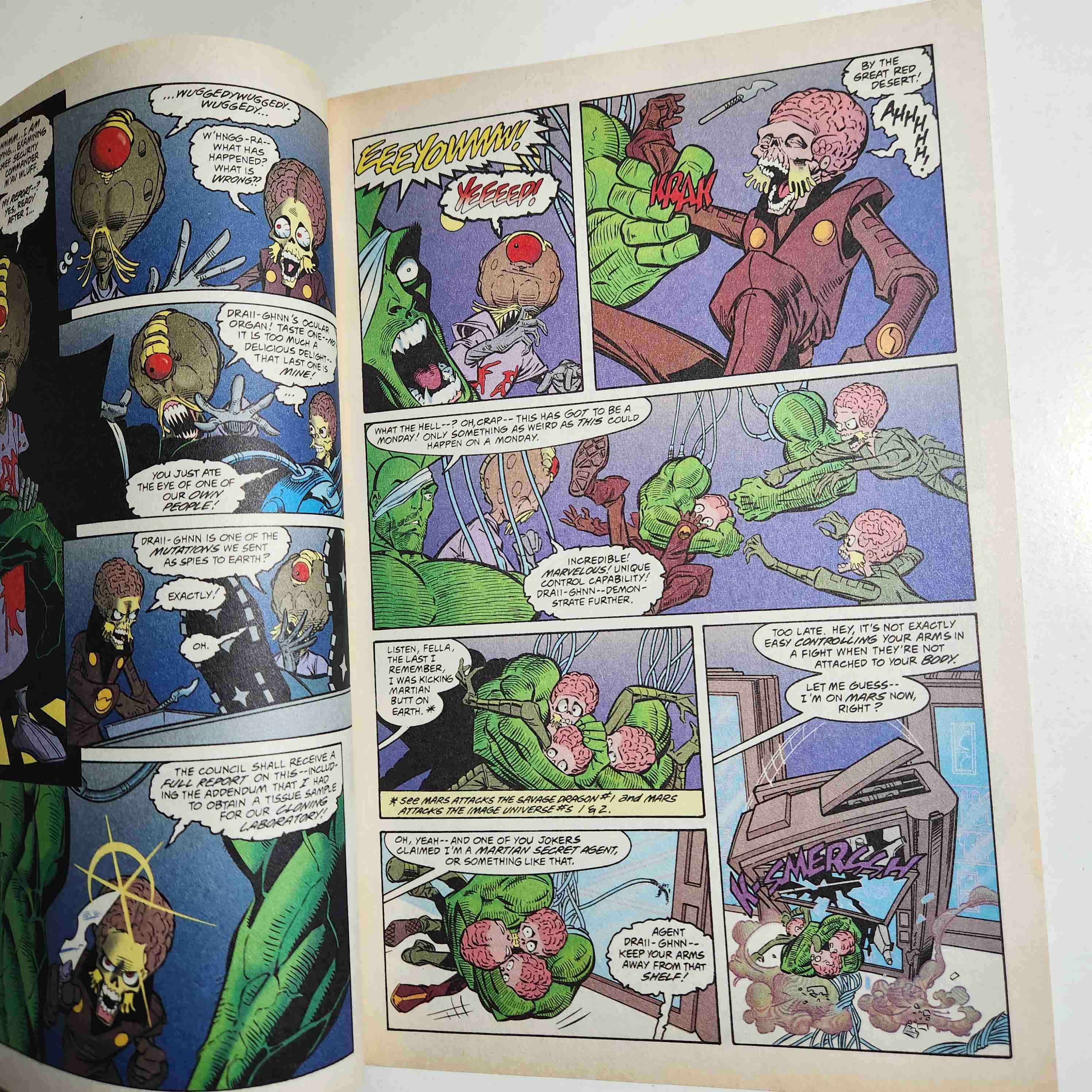 comic MARS ATTACKS the savage dragón 2 1997 🔫👽 - miniatura 3
