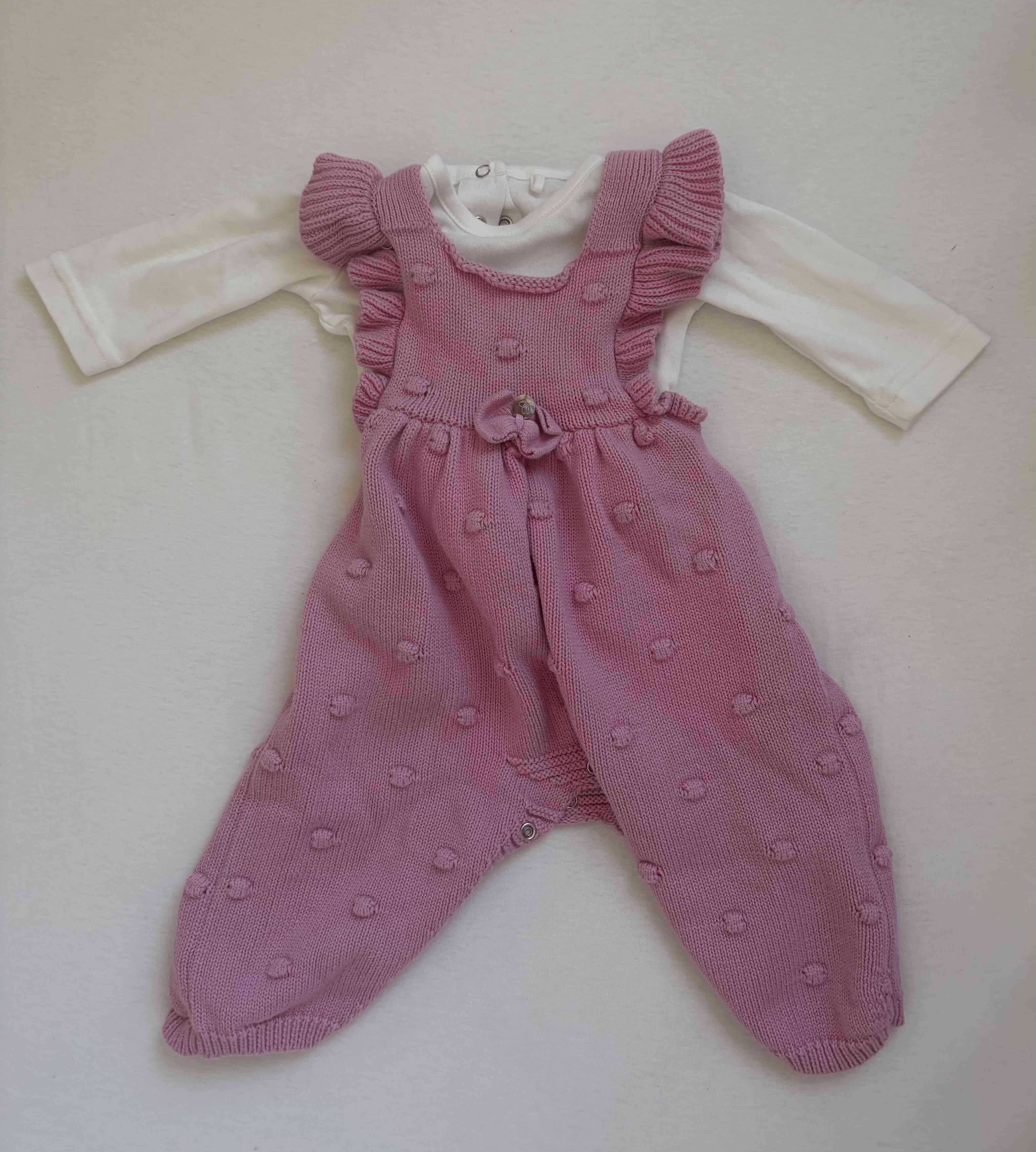 Enterito rosado para bebé