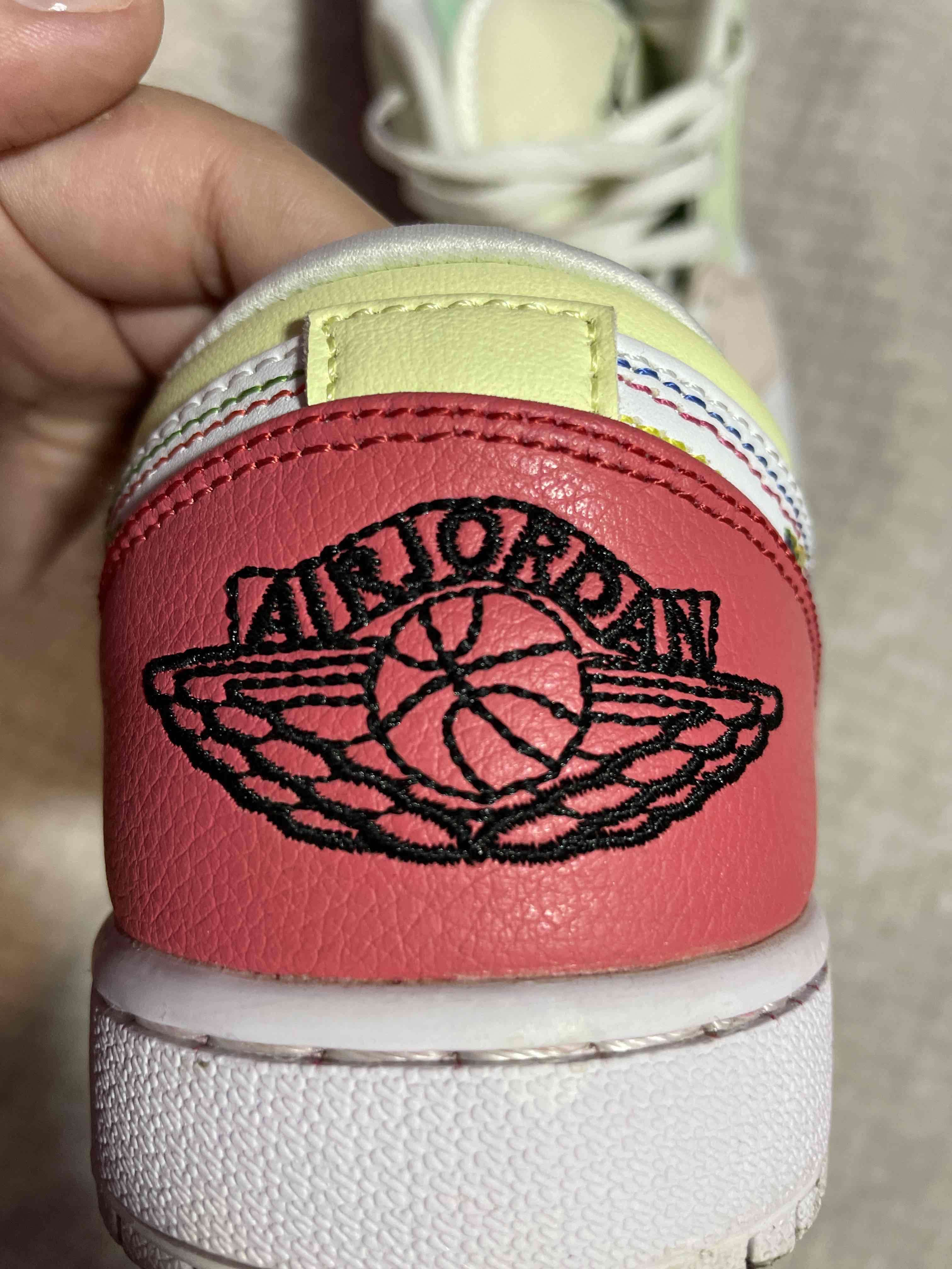 Zapatillas Nike Jordan 1 Low - miniatura 2