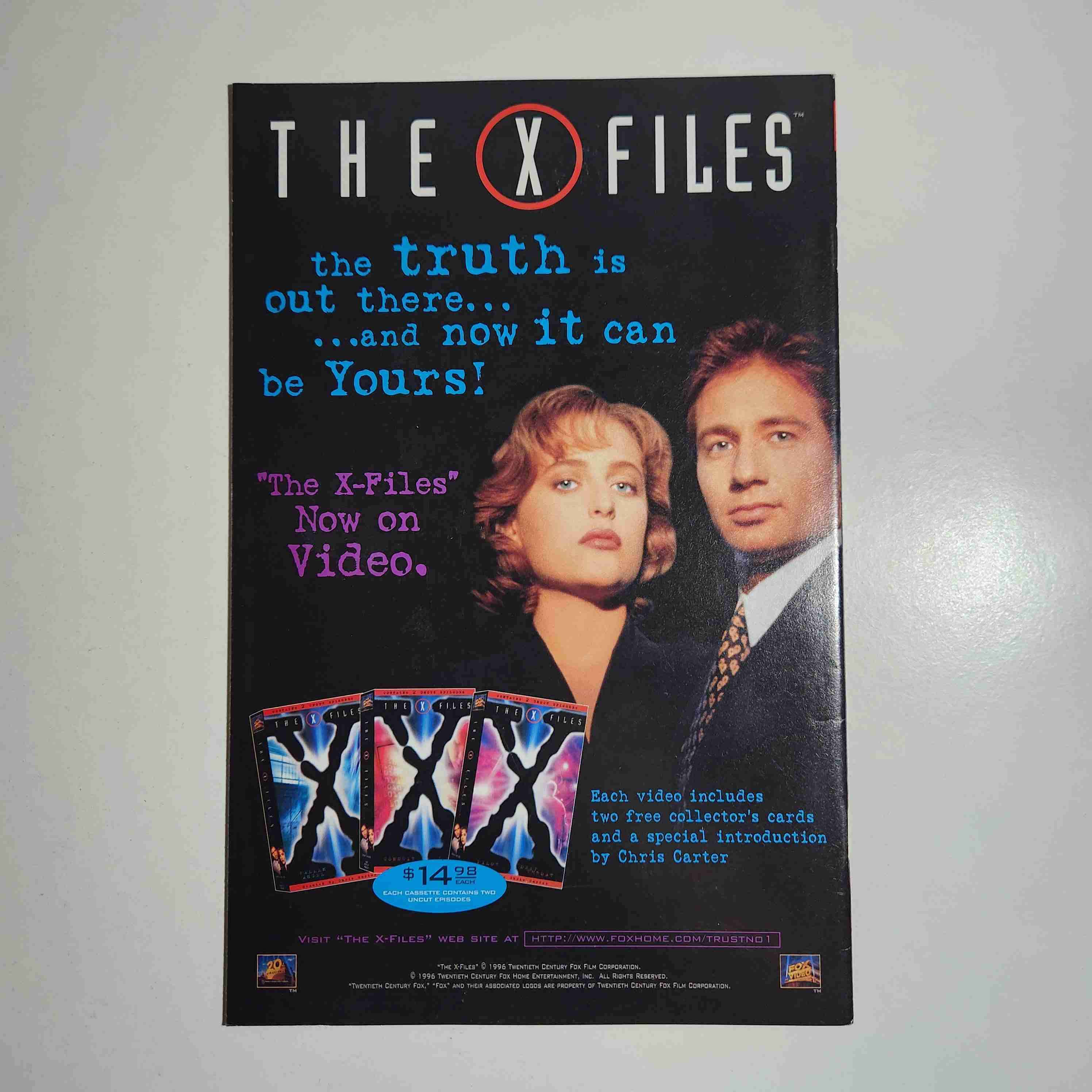 comic MARS ATTACKS  superheroes N°7 1996 🔫👽 - miniatura 2