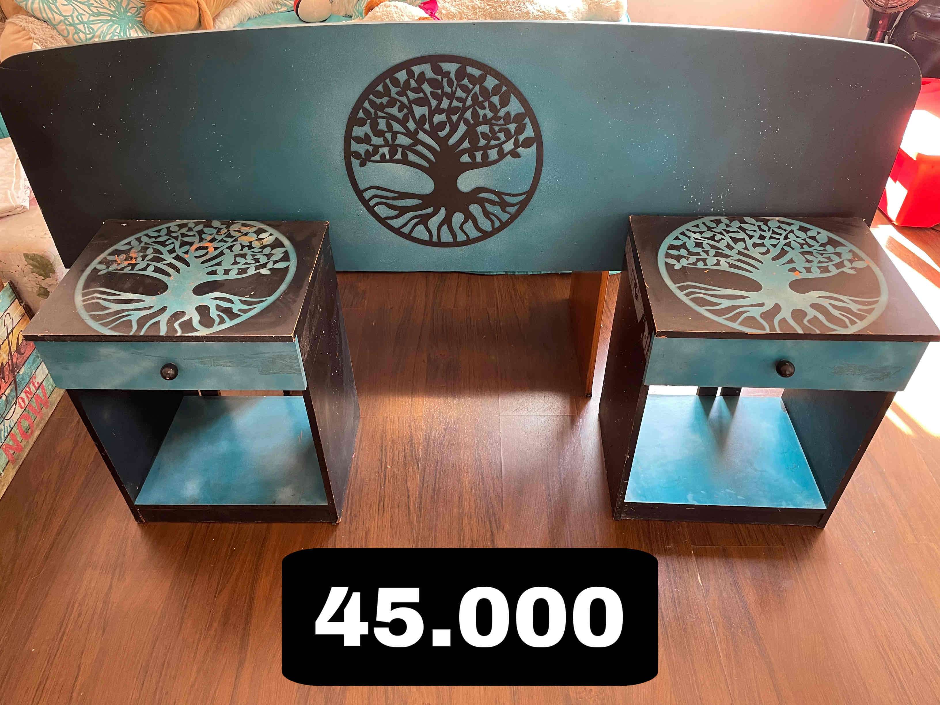 Respaldo y veladores de madera