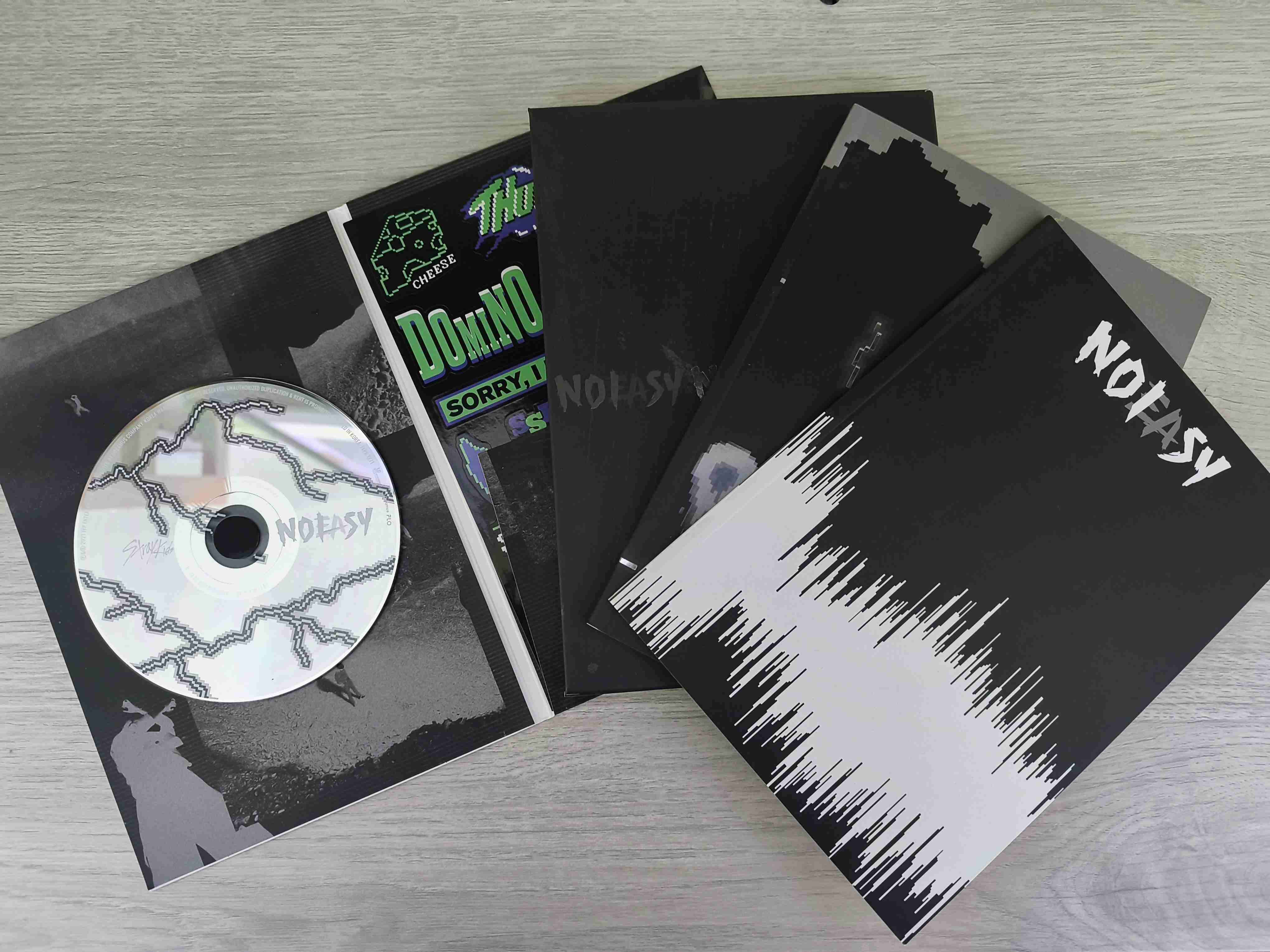 Álbum No Easy limited  con CD y photobook