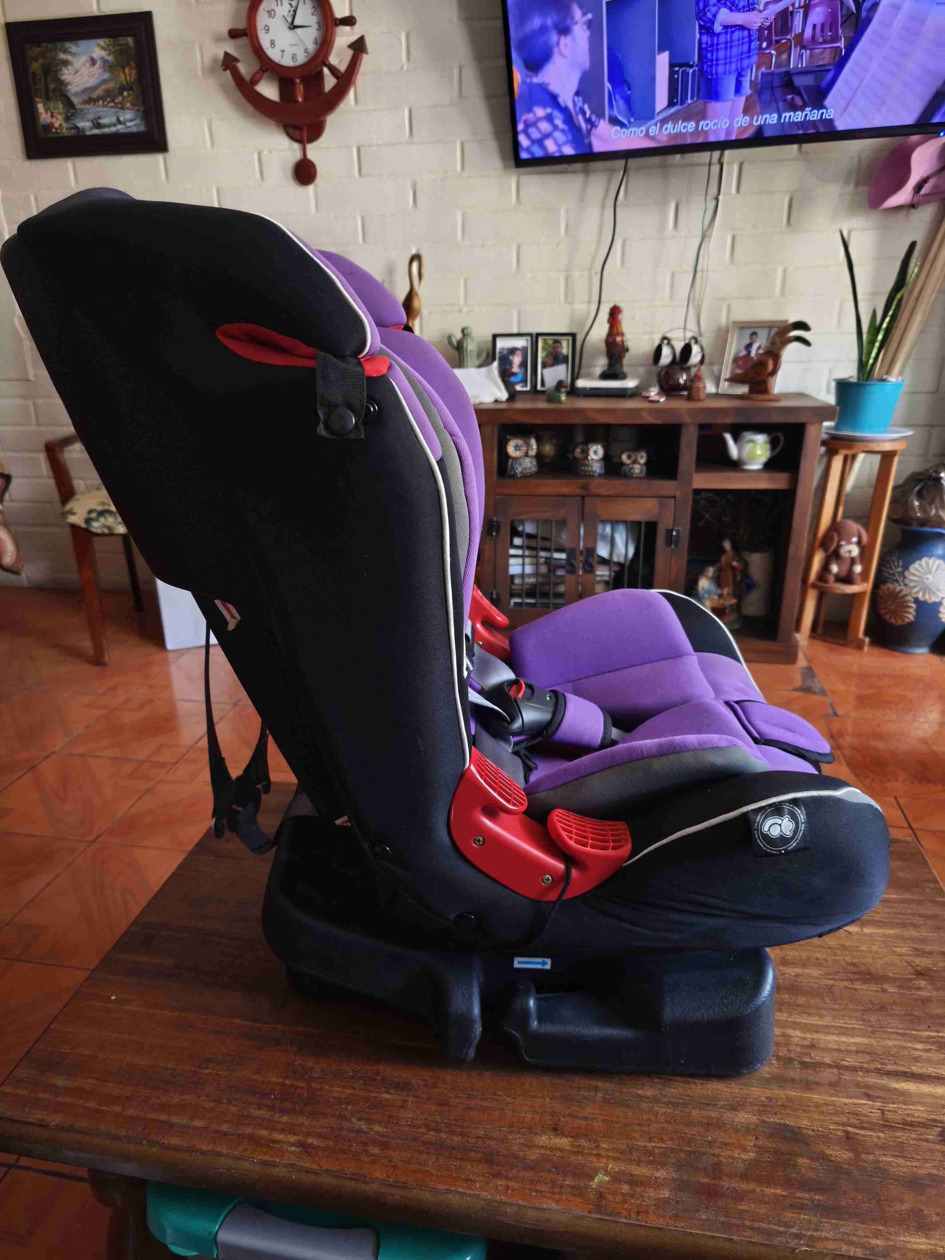 Silla de auto Infanti morada - miniatura 3