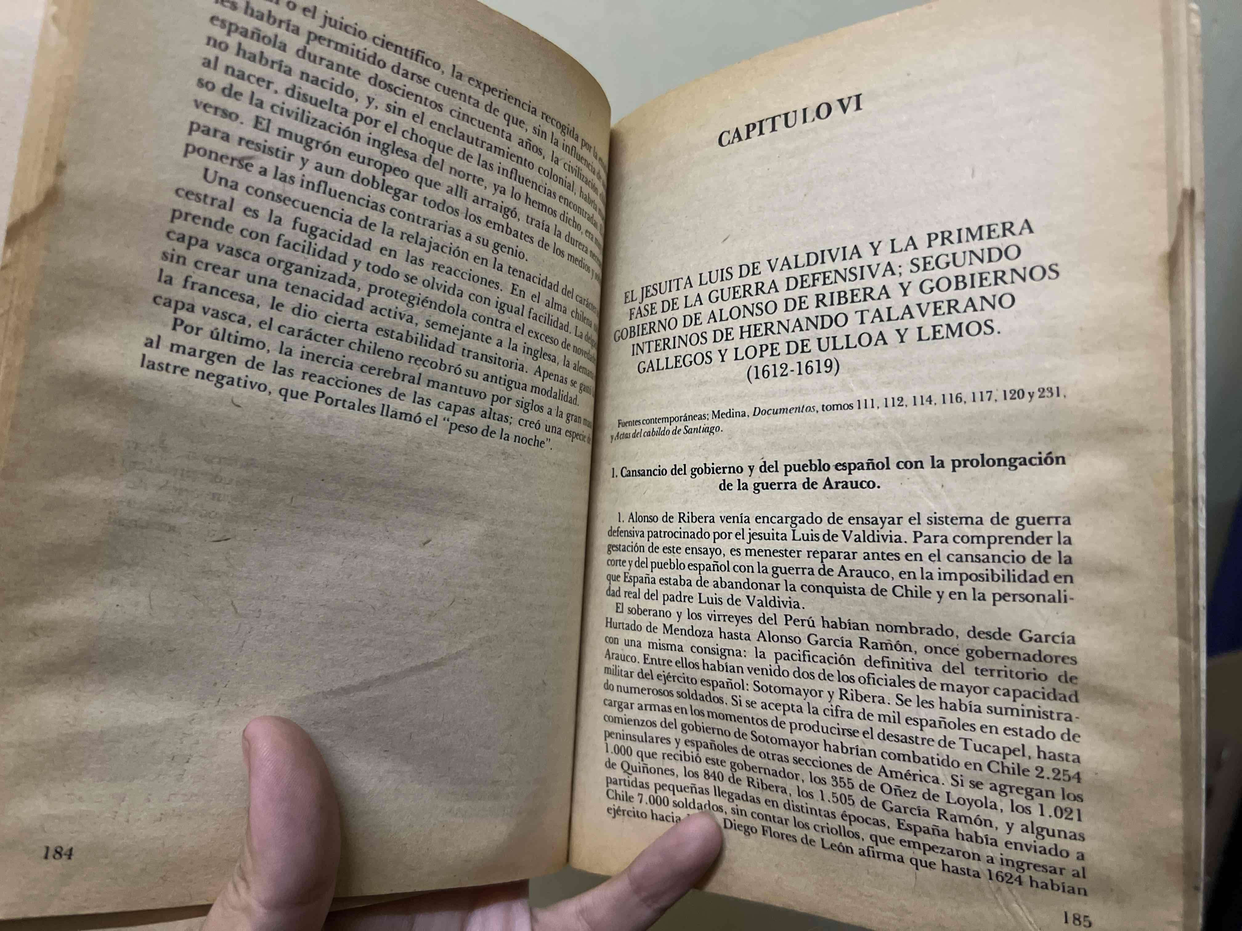 Historia de Chile Tomos 2 y 4 - miniatura 3