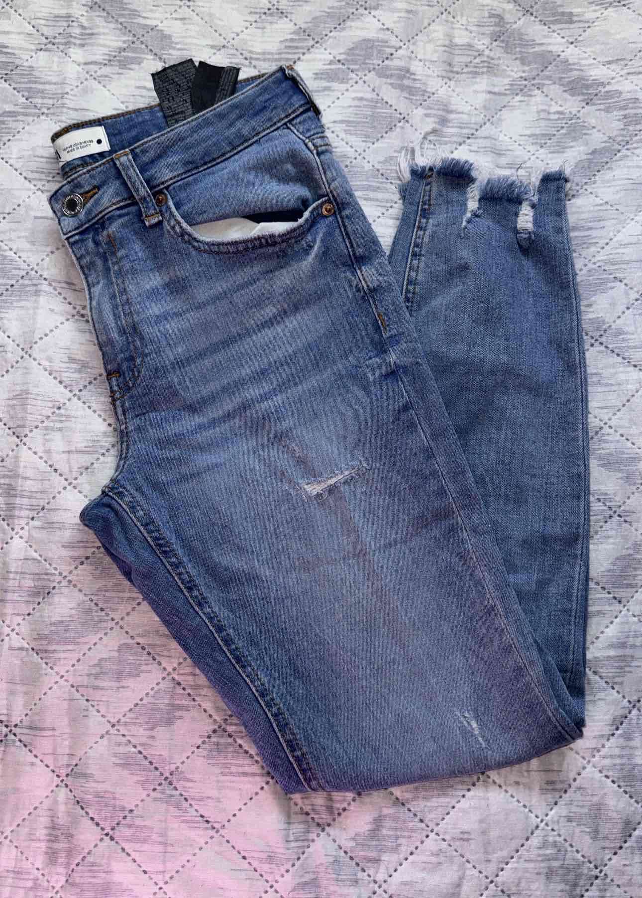 Jeans azul rasgados - miniatura 1