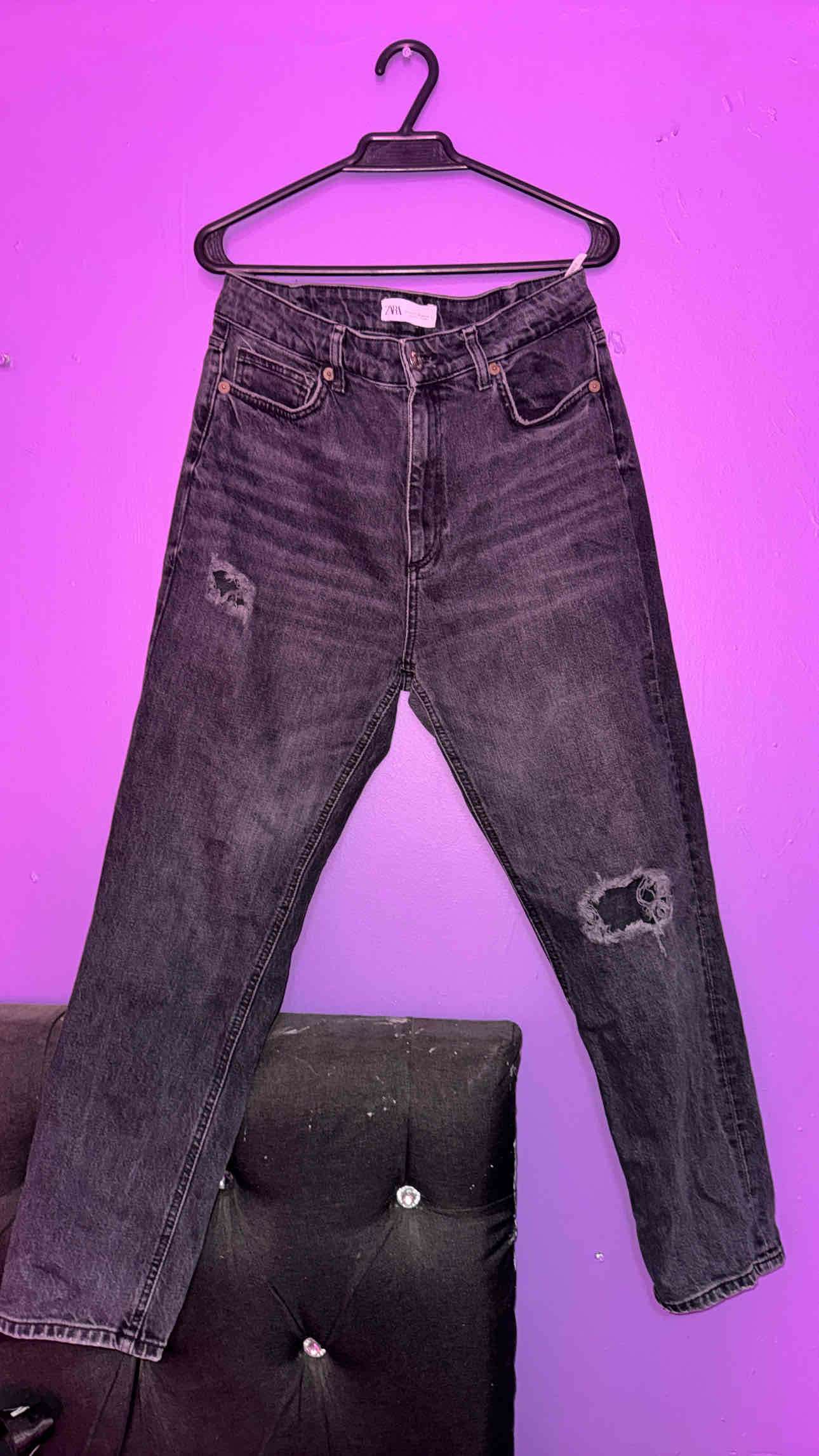 Jeans negros rasgados - miniatura 1