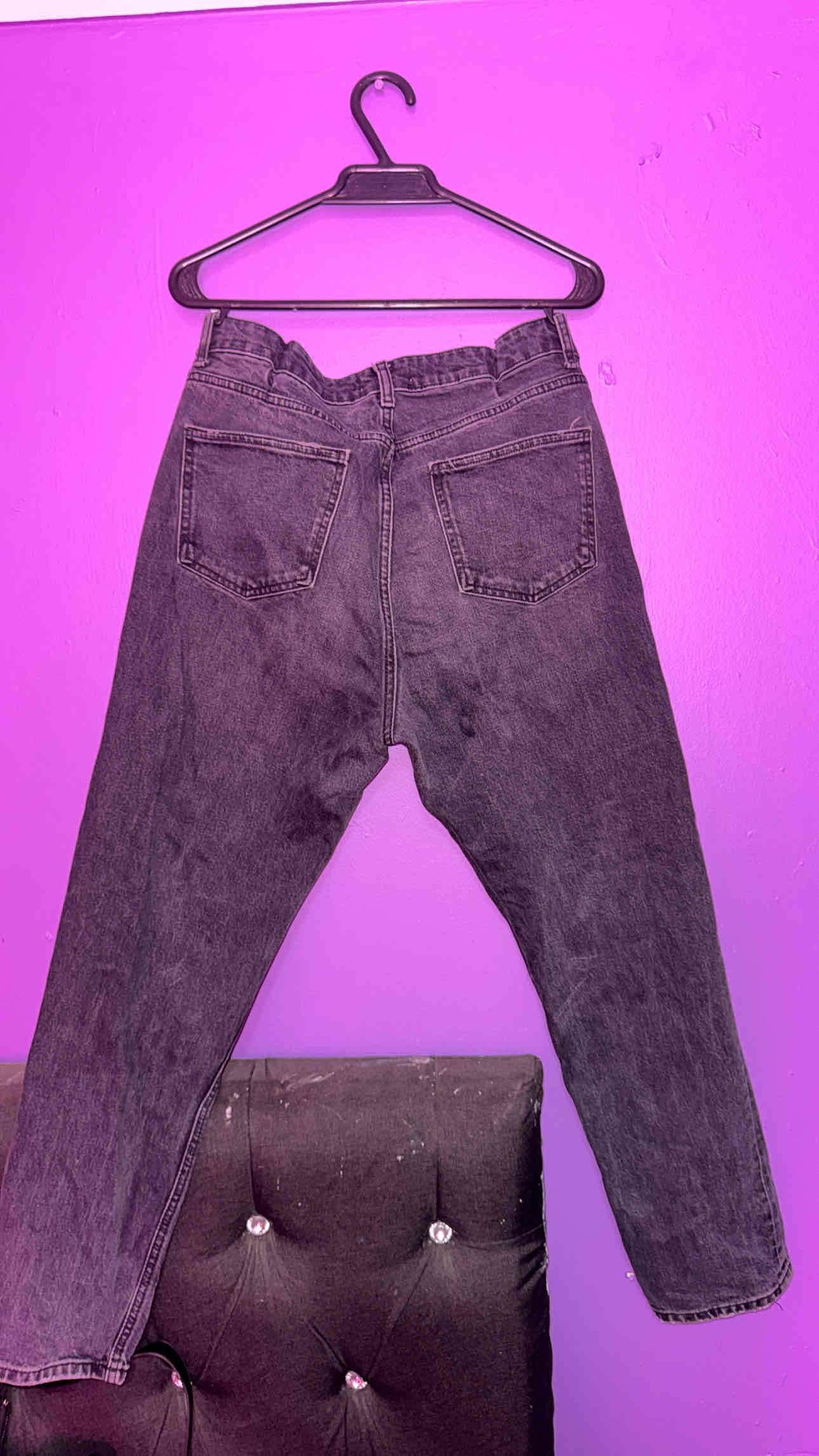 Jeans negros rasgados - miniatura 2