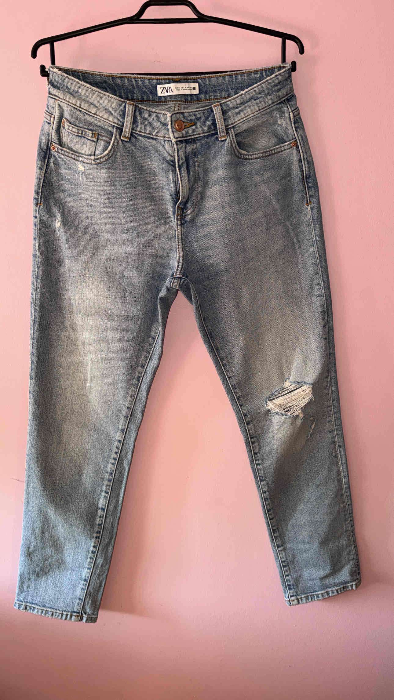 Jeans celestes rotos Zara - miniatura 1