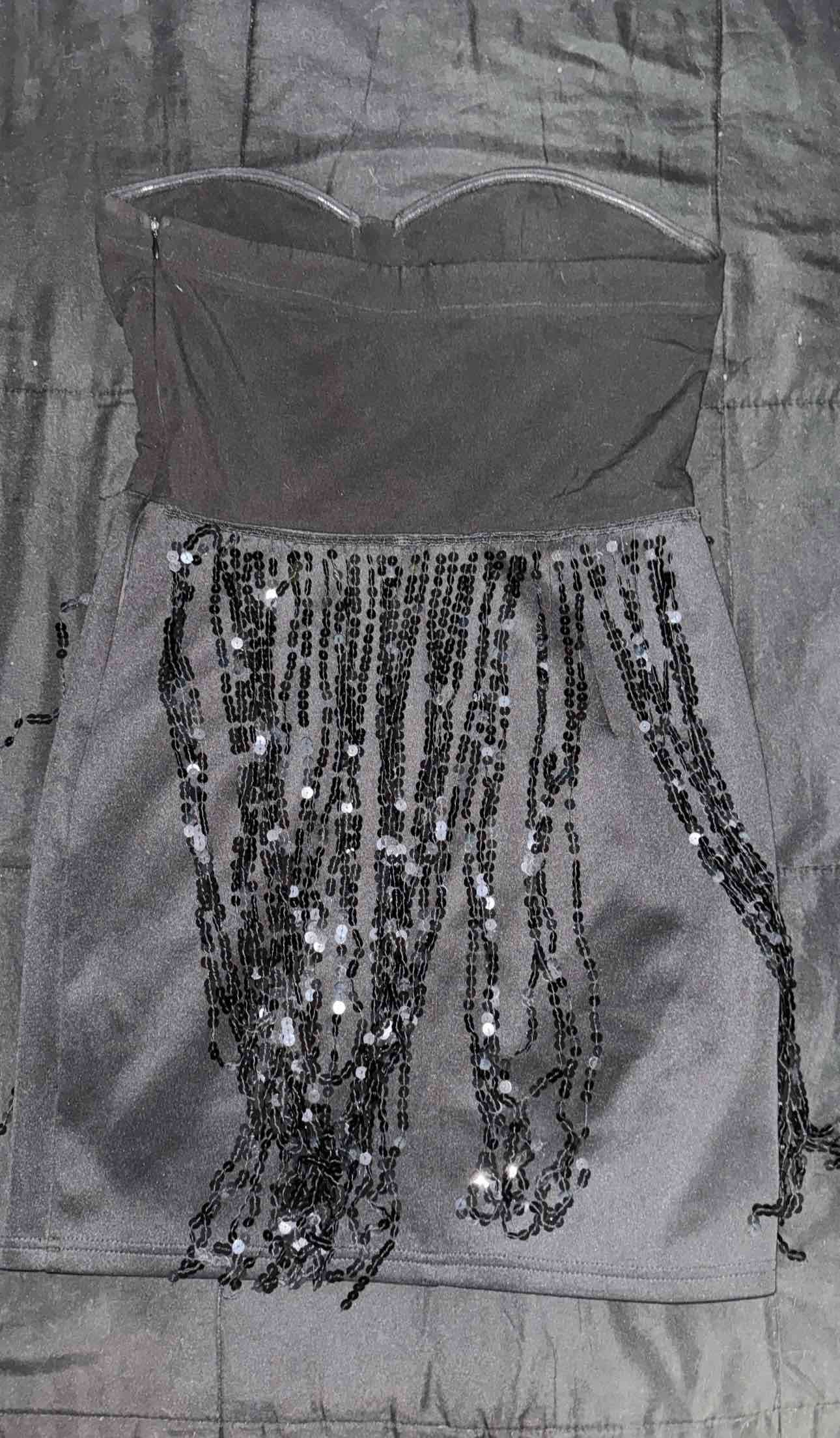 Vestido negro con estampado animal - miniatura 5