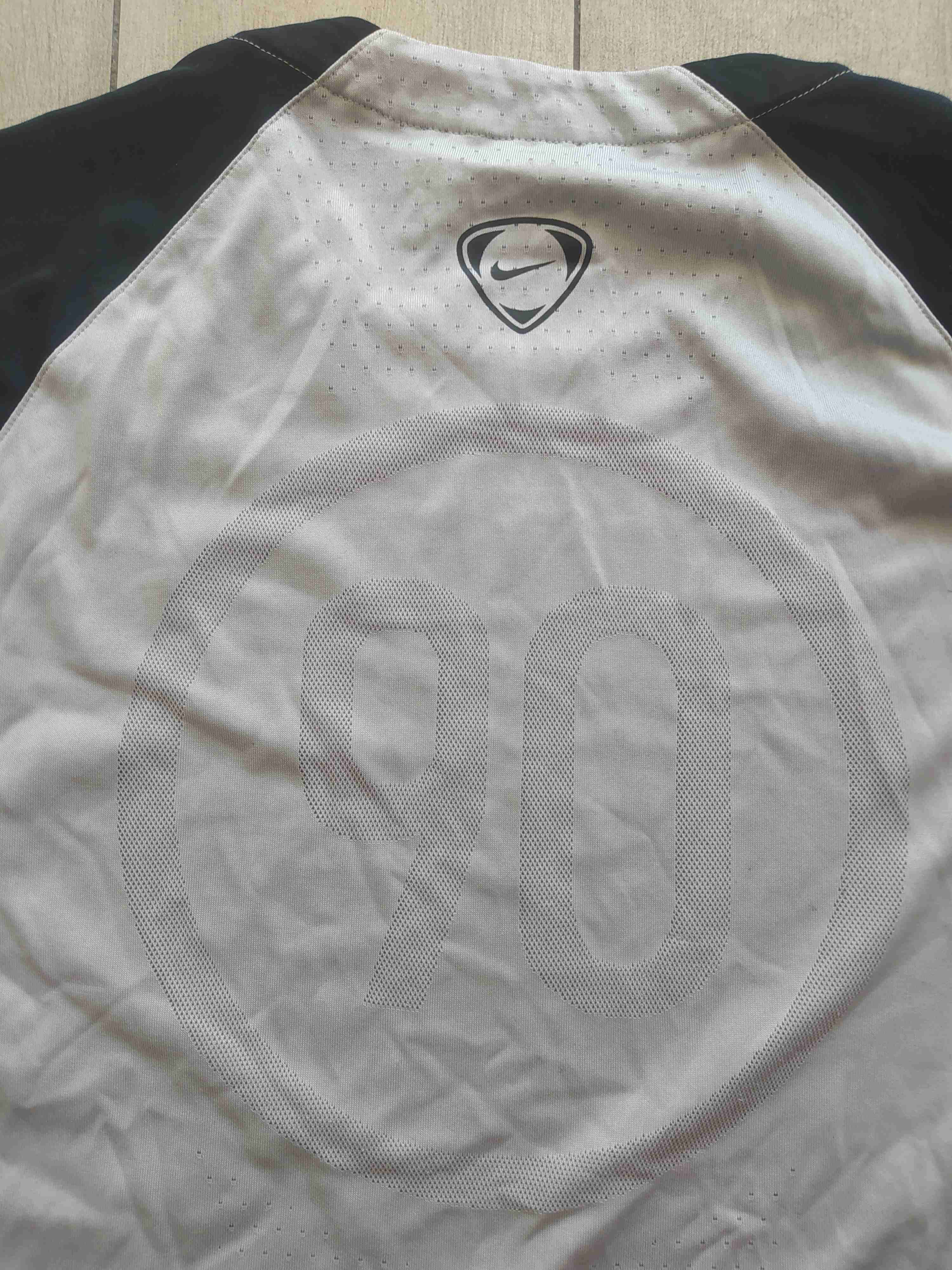 Polera deportiva Nike Total 90 - miniatura 1