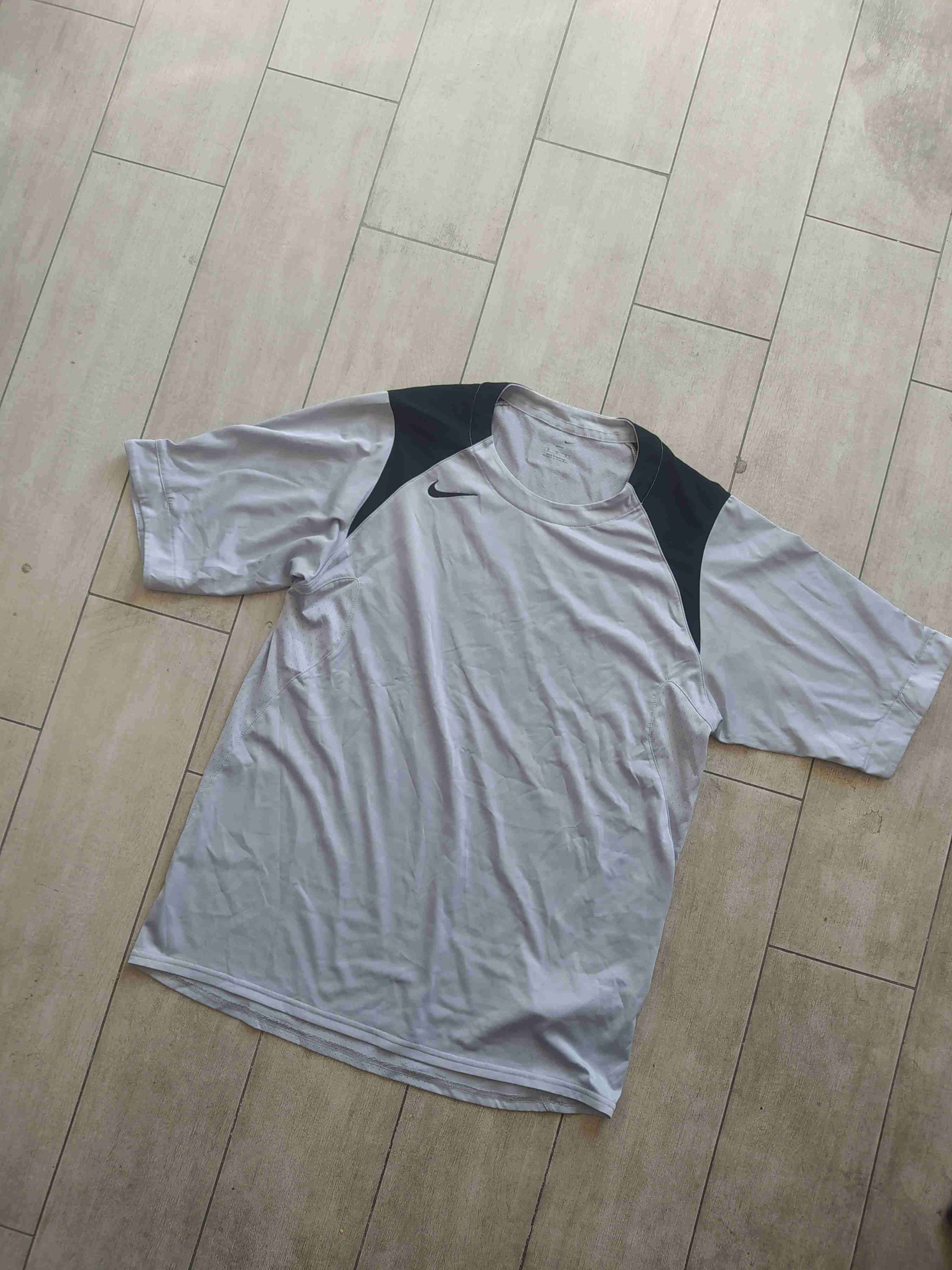 Polera deportiva Nike Total 90 - miniatura 2